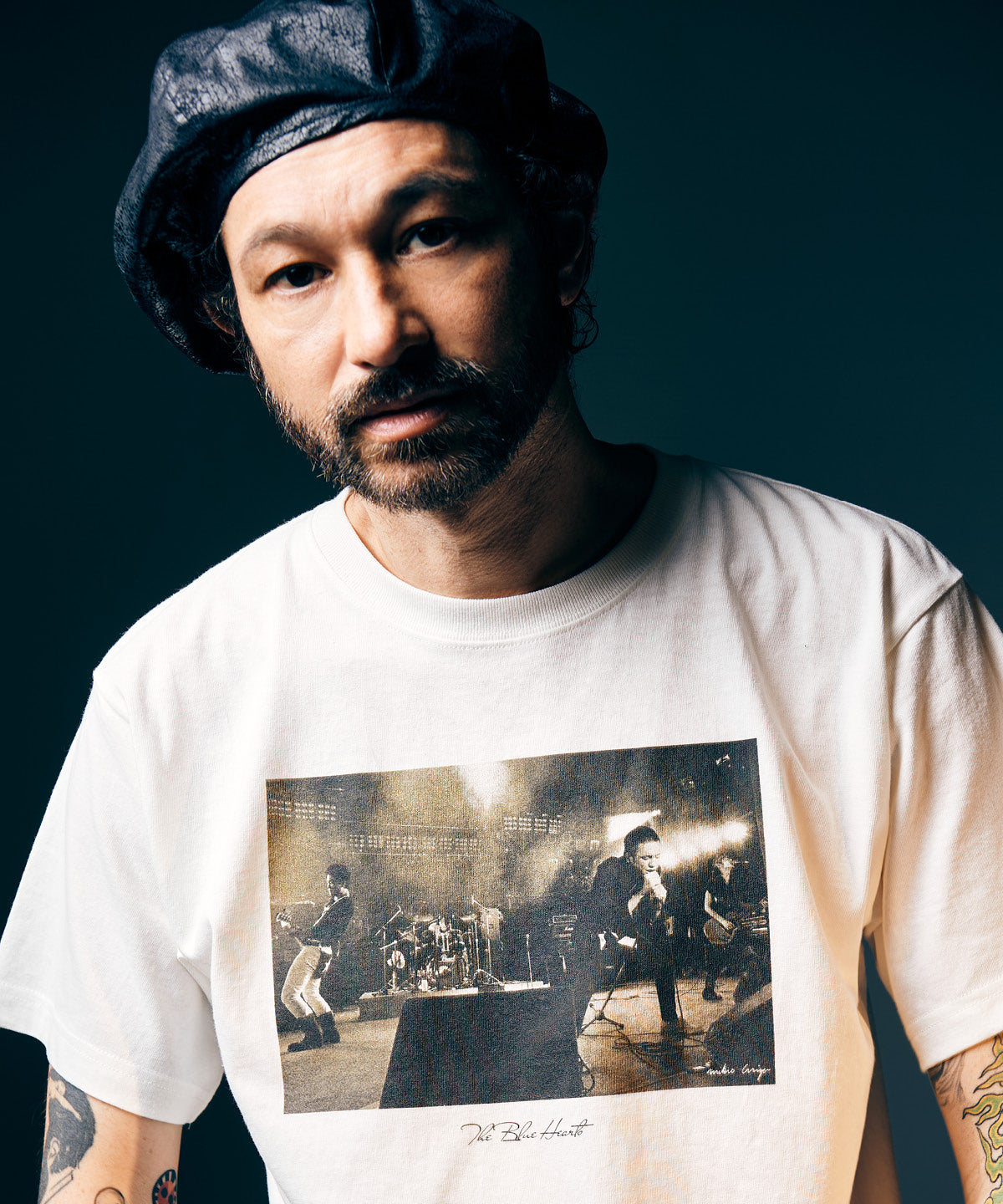 THE BLUE HEARTS 40THフォトプリントTシャツ　完売　Lサイズ ザ・ブルーハーツ結成40周年記念、有賀幹夫の写真使用したglamb