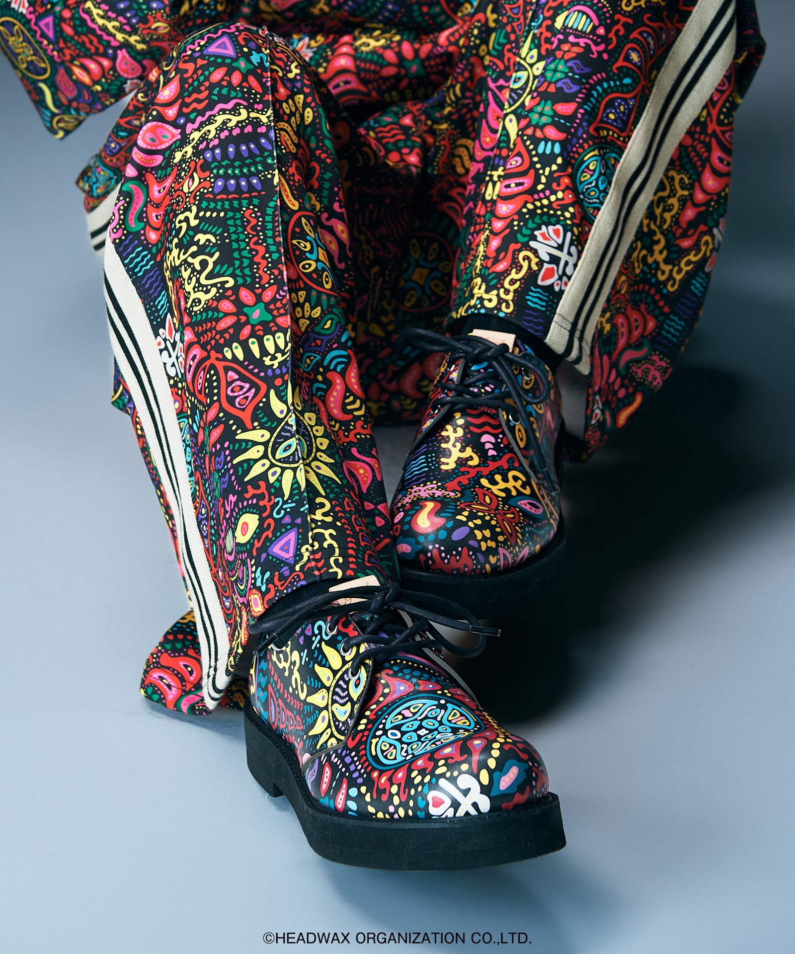 GB0226/HD01 : hide Pattern Print Shoes | glamb Online Store
