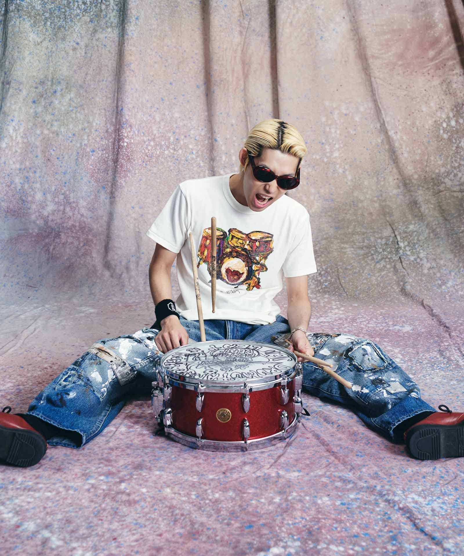 GB0425 / KI04：Kiyoshirodrummerst衬衫/ Kiyoshiro鼓手T恤– glamb