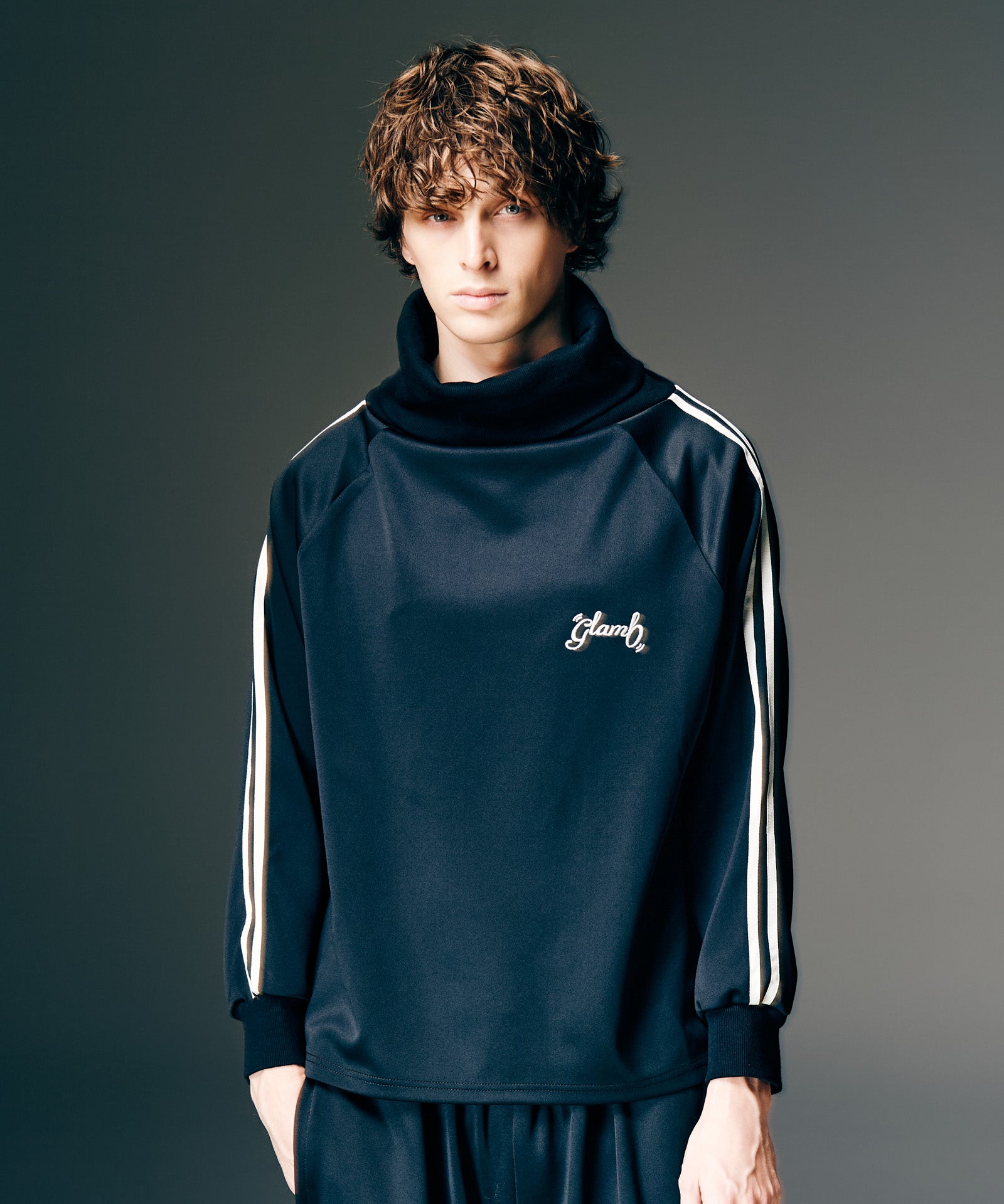 GB0126/CS04 : Turtleneck Jersey / タートルネックジャージ | glamb