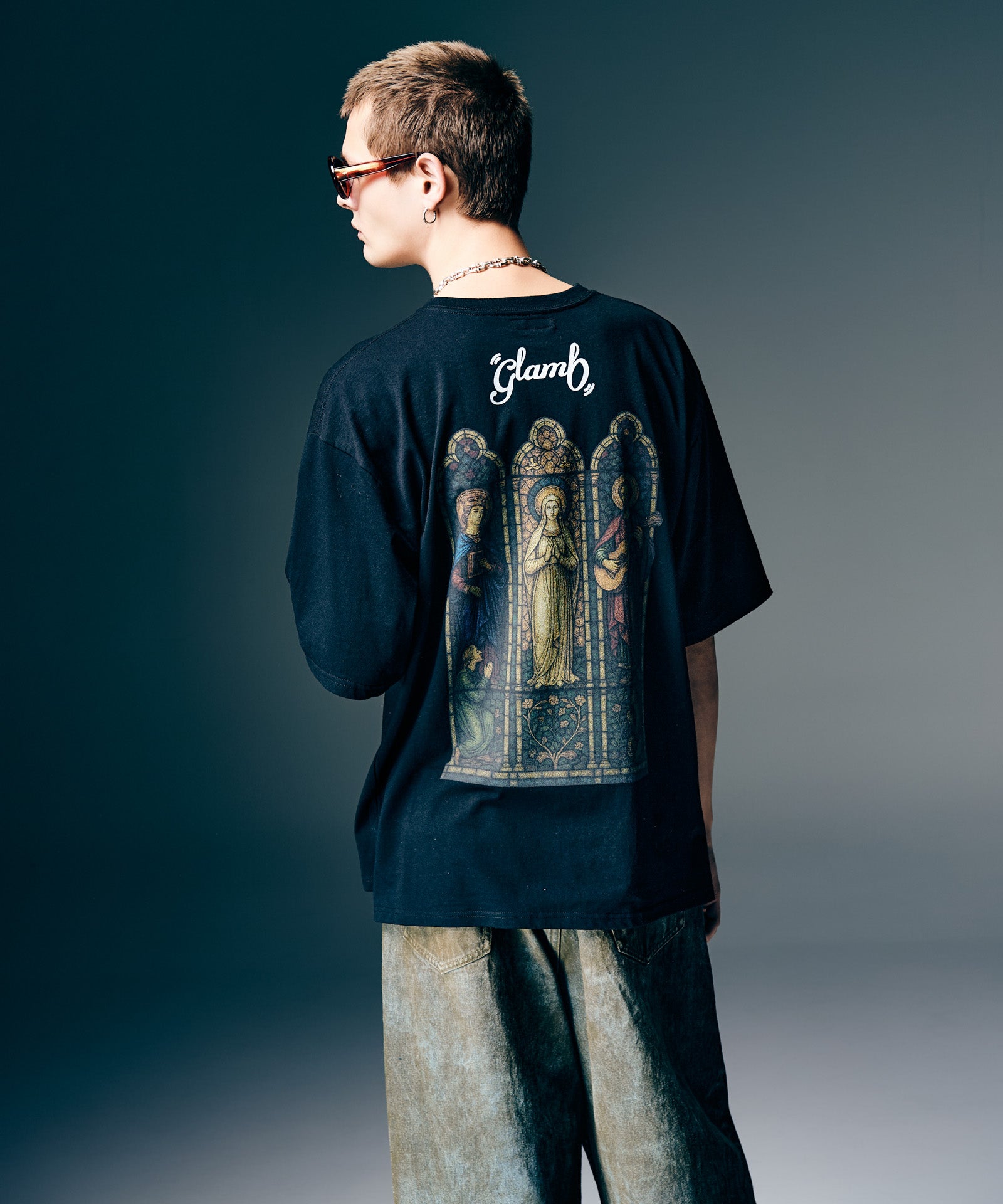 H:187 / C:92 / W:74 / H:91 着用サイズ:M