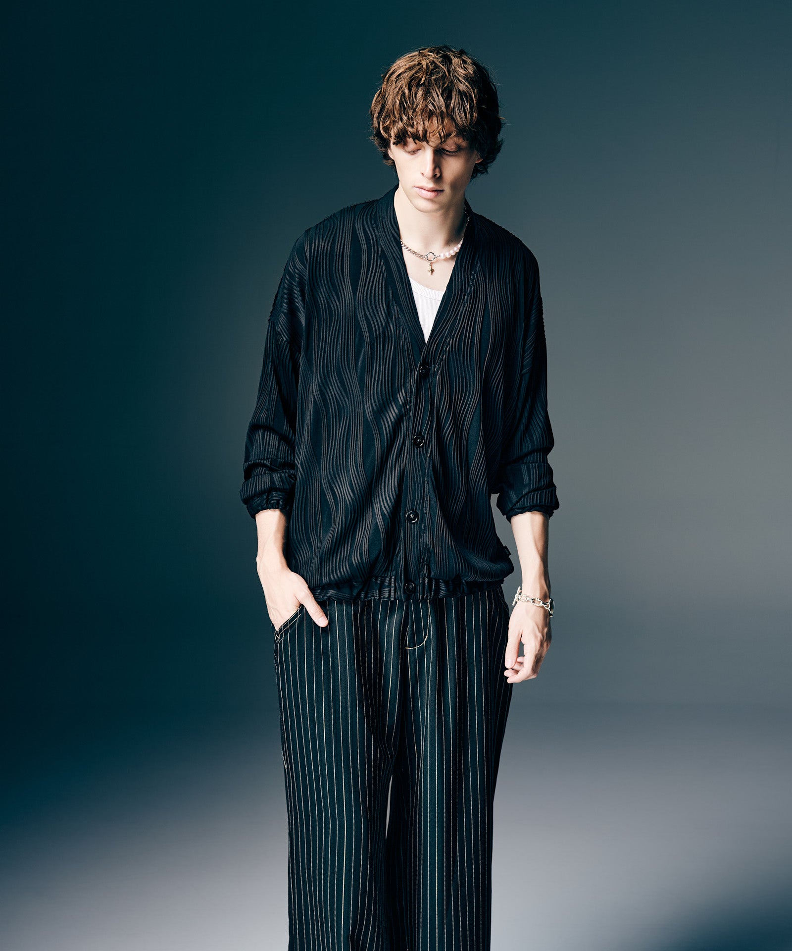GB0126/CS13 : Willow Crepe Cardigan / ウィロークレープカーディガン