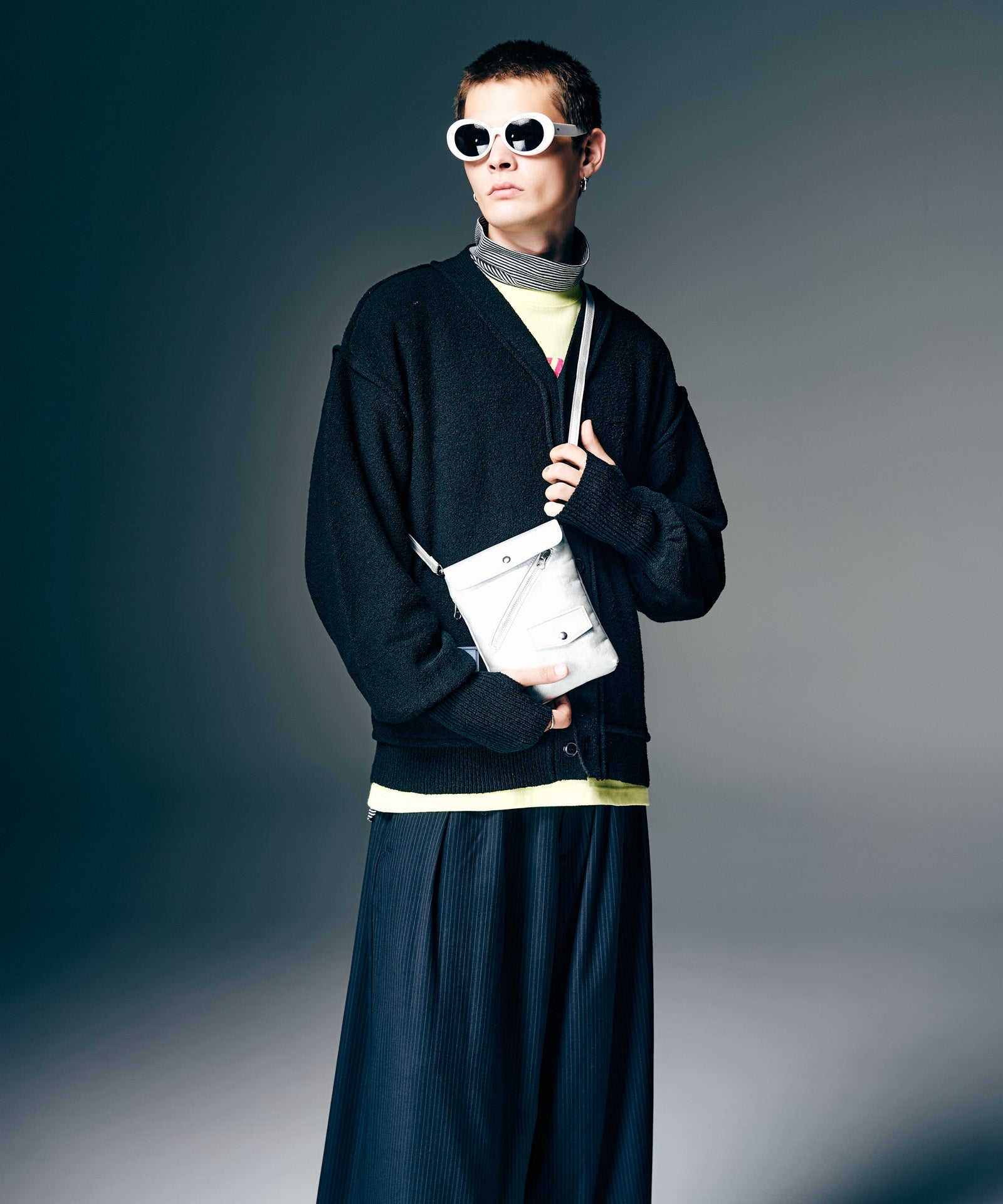 H:187 / C:92 / W:74 / H:91 着用サイズ:L