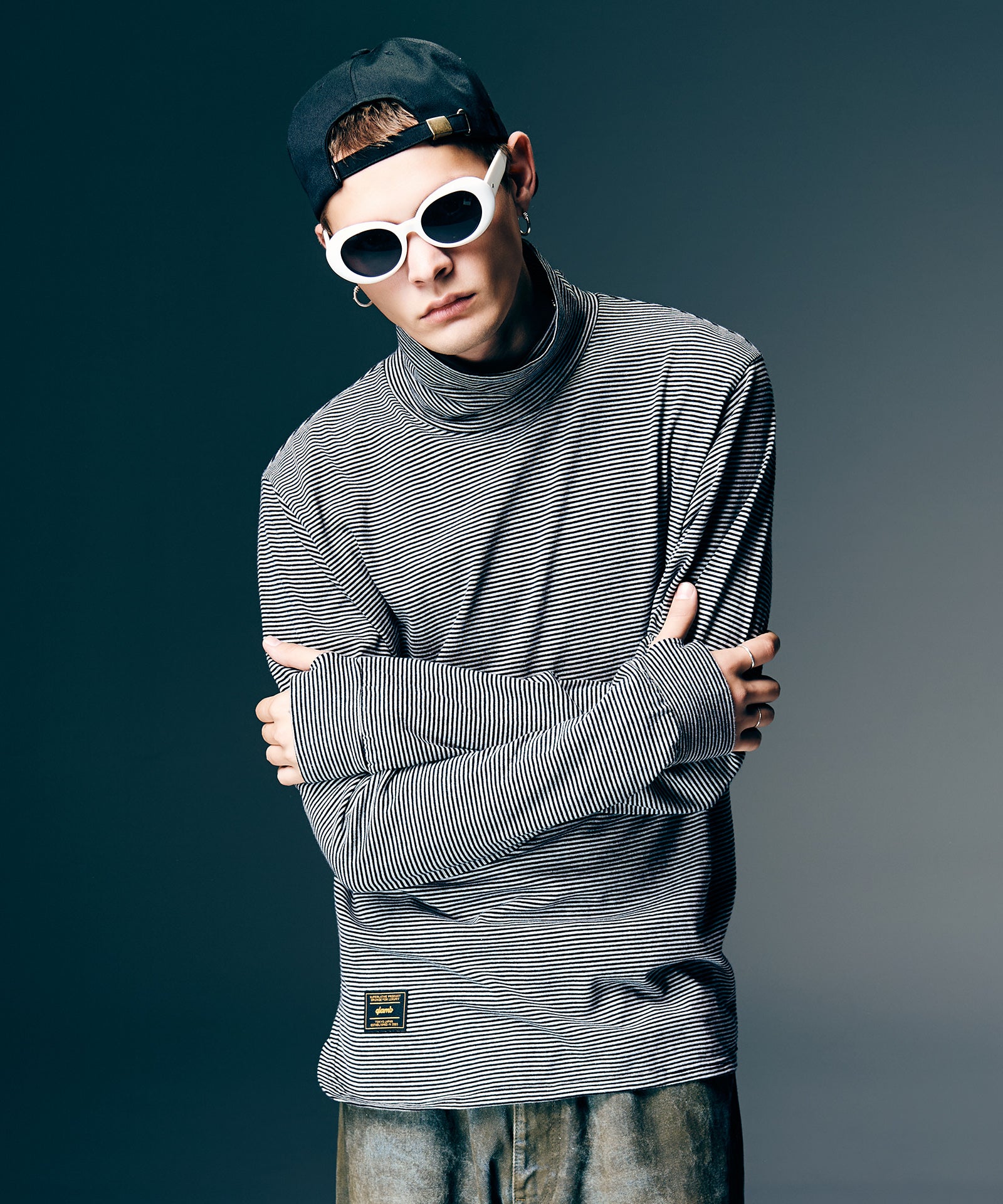 변형 터틀넥 컷소 / 변형 터틀넥 컷소