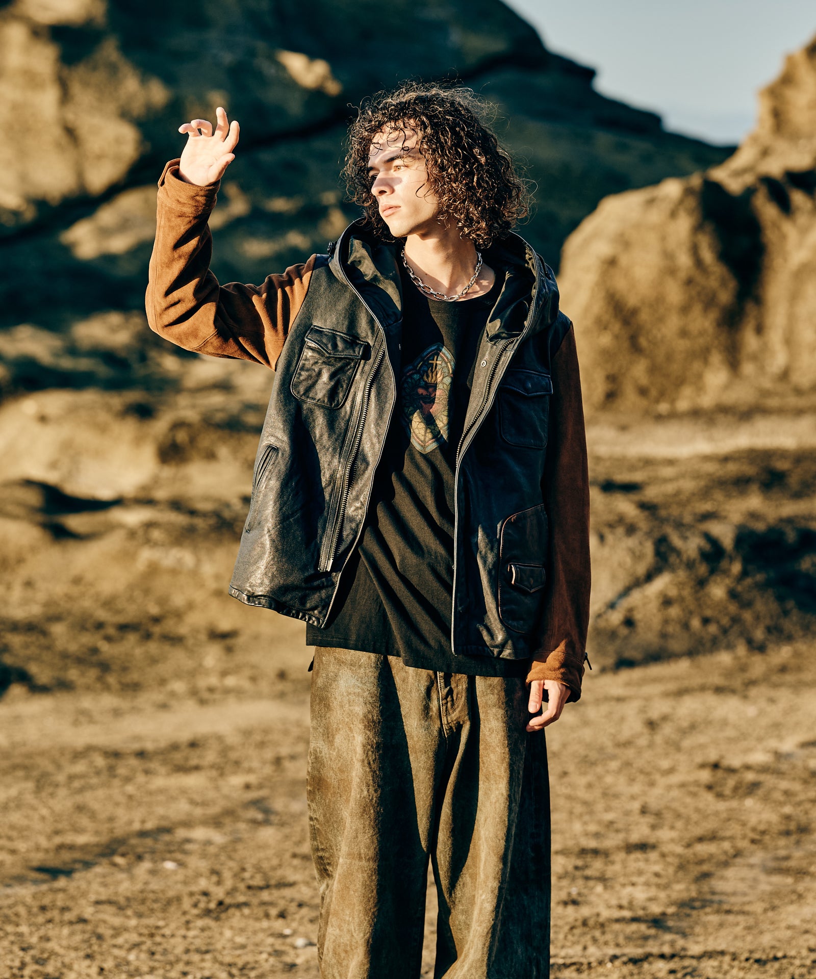 H:175 / C:83 / W:66 / H:87 着用サイズ:M