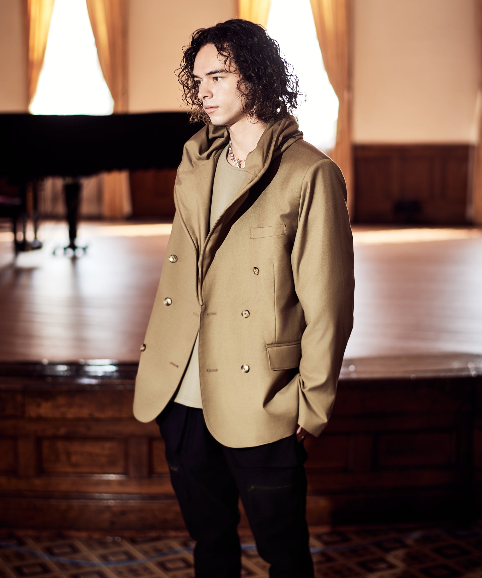 H:175 / C:83 / W:66 / H:87 着用サイズ:L