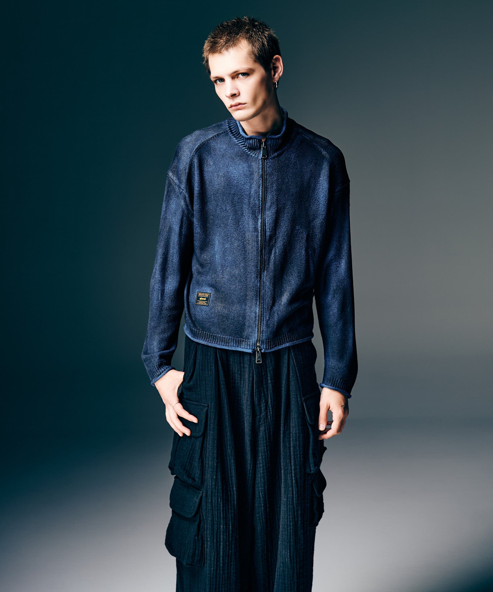 H:187 / C:92 / W:74 / H:91 着用サイズ:M