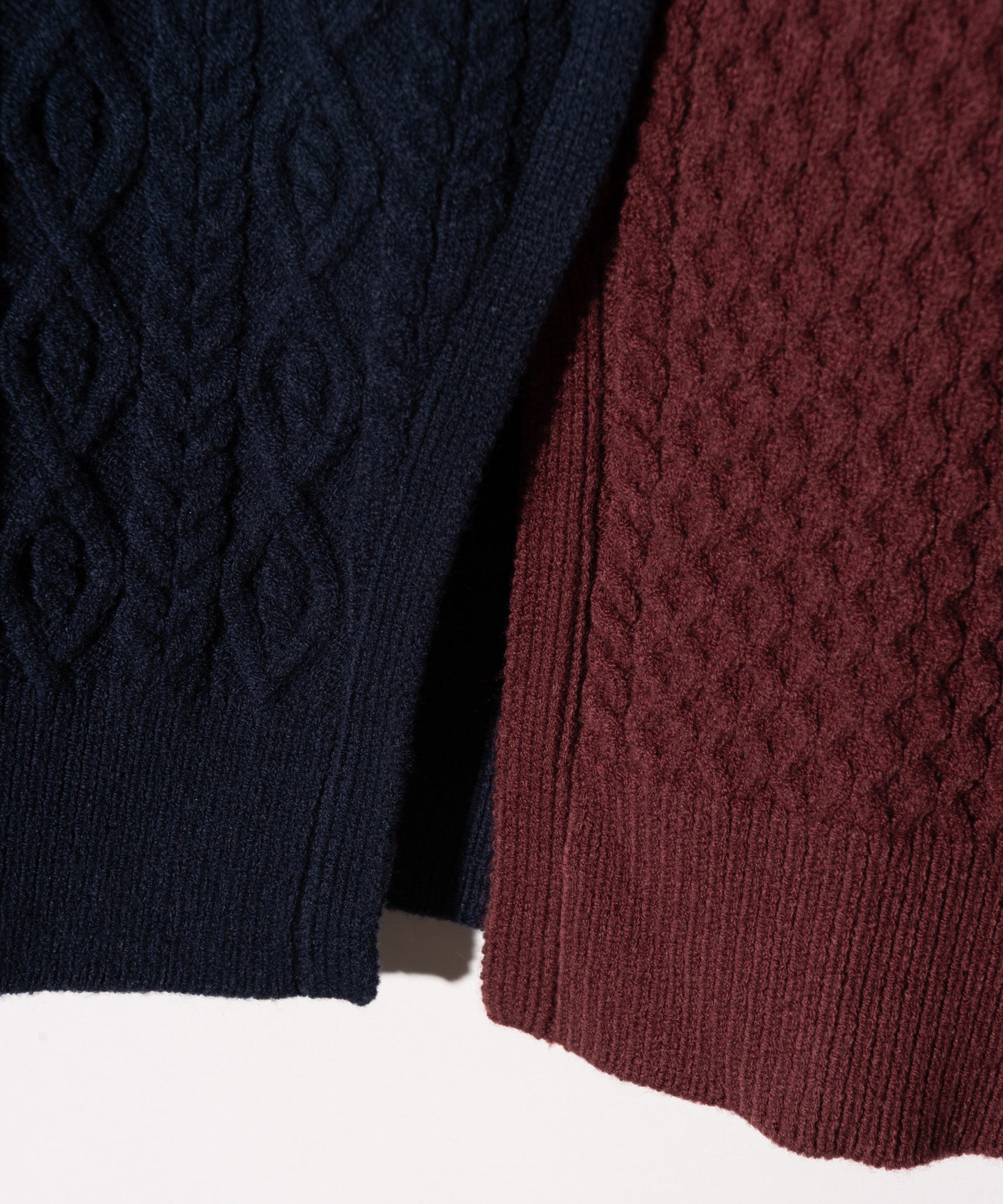 GB0126/KNT07 : Asymmetry Cable Knit / アシンメトリーケーブルニット