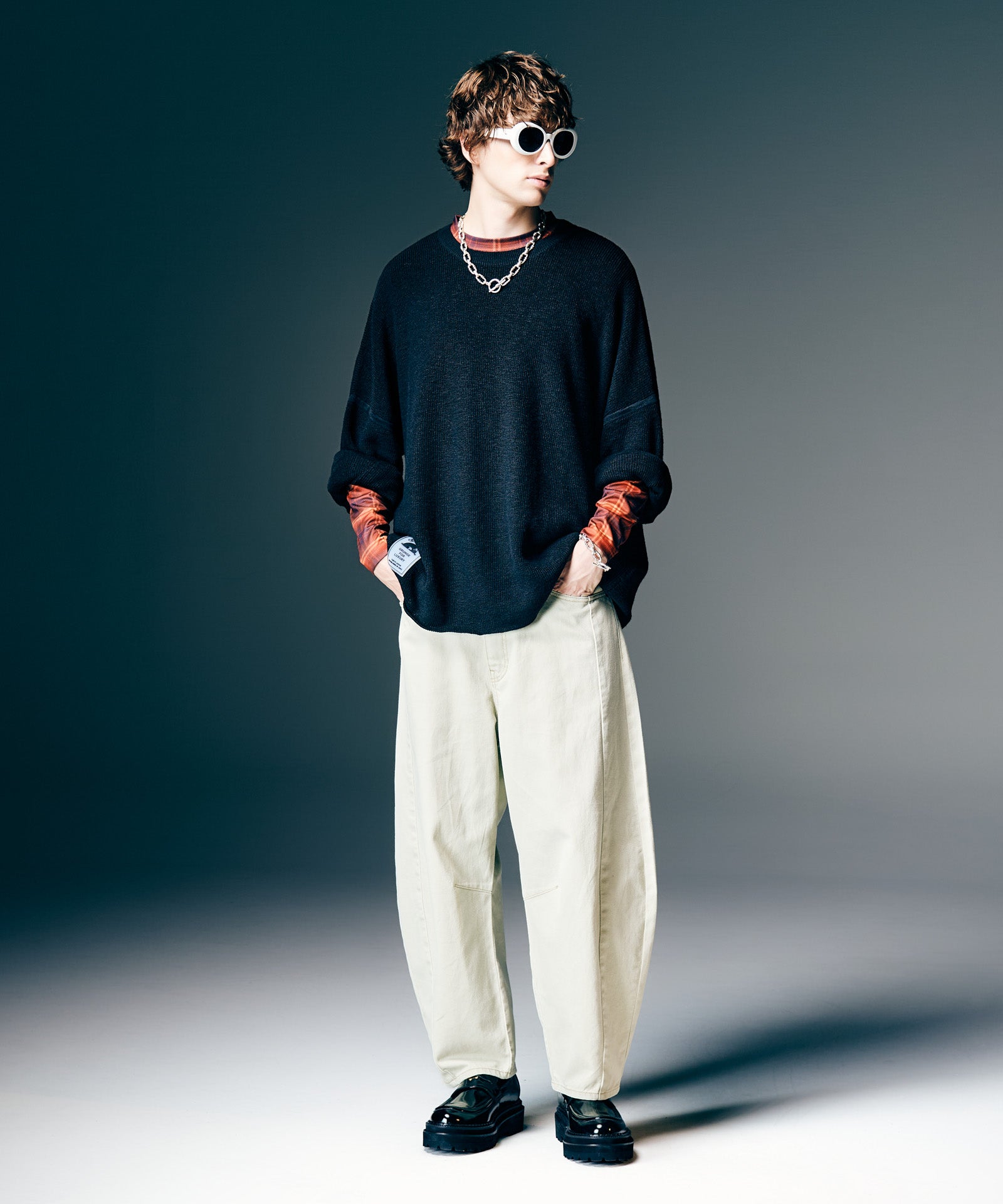 GB0126/KNT11 : Rubber Tag Knit / ラバータグニット – glamb Online Store