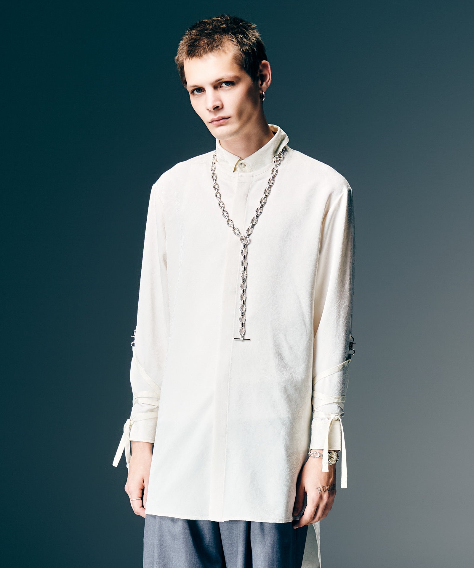 GB0126/SH02 : Blow Long Shirt / ブロウロングシャツ | glamb Online
