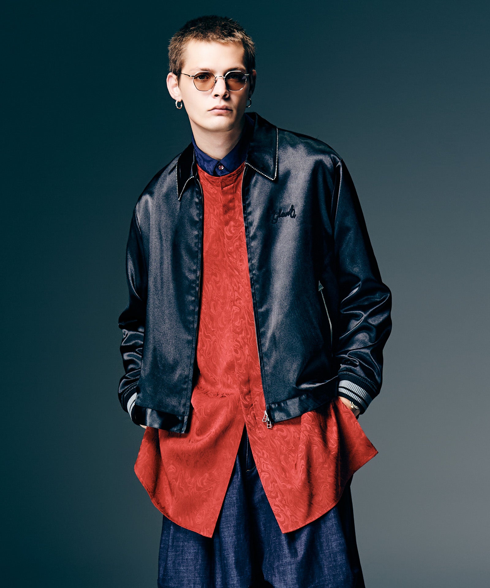 H:187 / C:92 / W:74 / H:91 着用サイズ:L