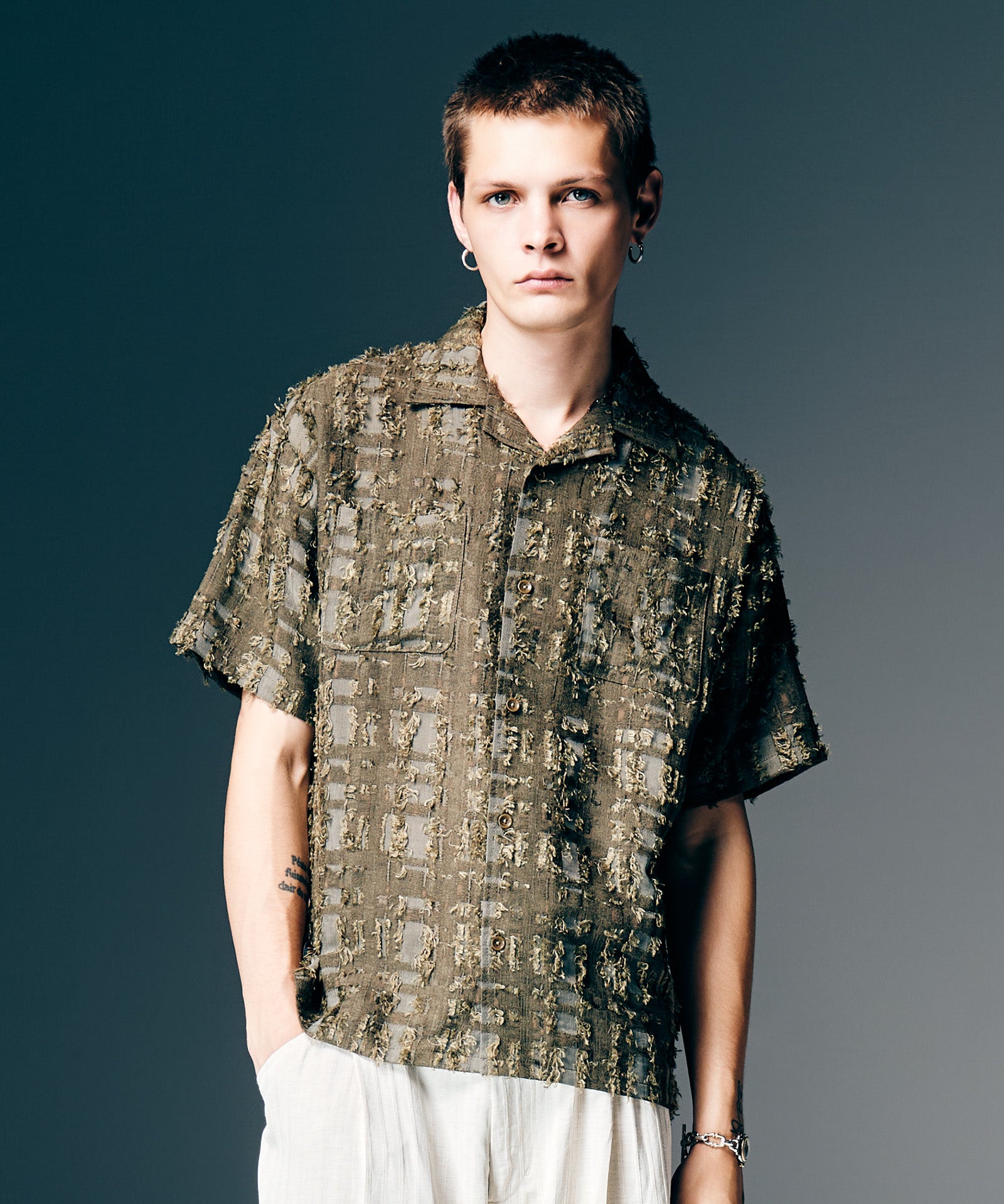 H:187 / C:92 / W:74 / H:91 着用サイズ:L