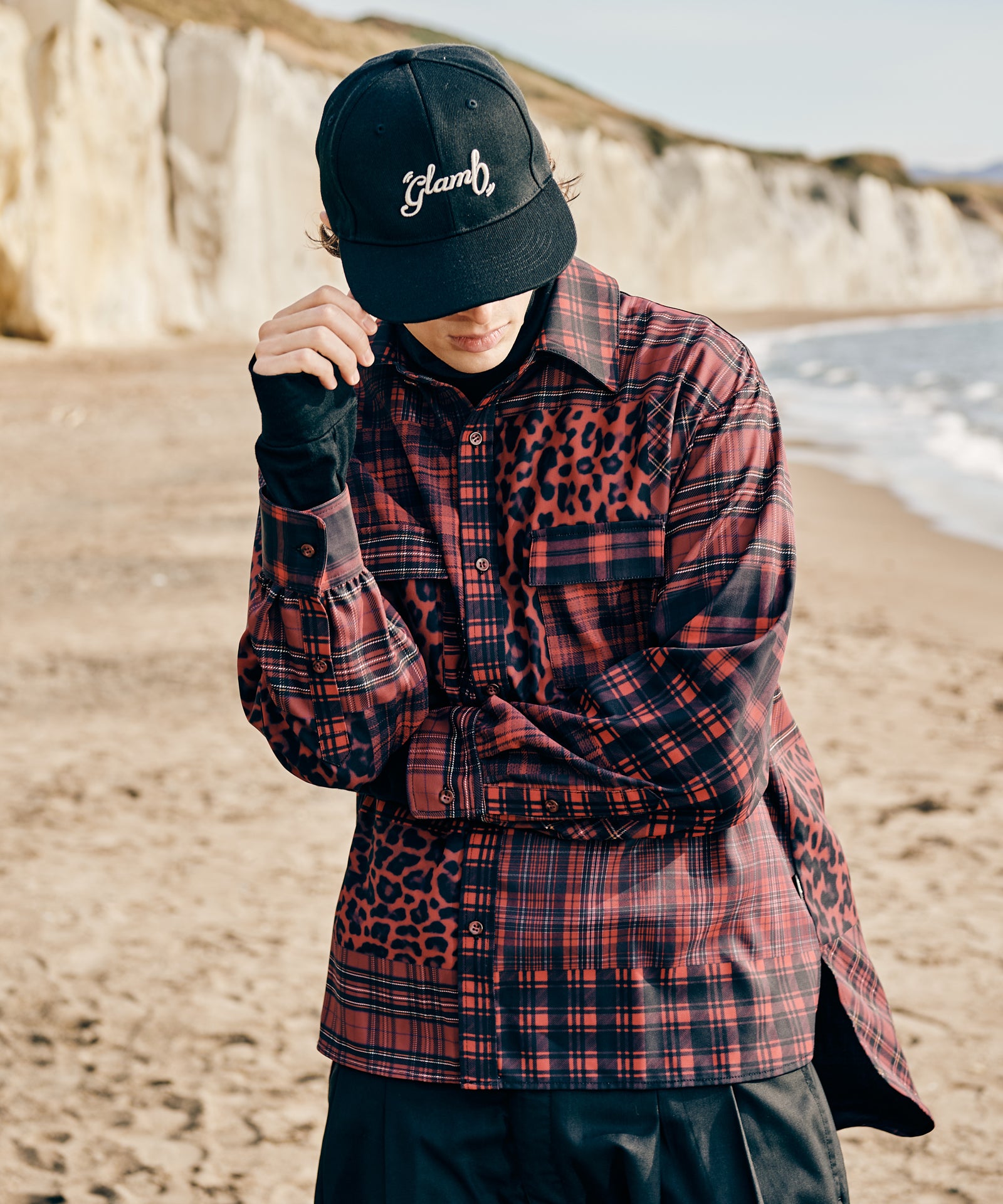 H:186 / C:89 / W:71 / H:92 着用サイズ:M