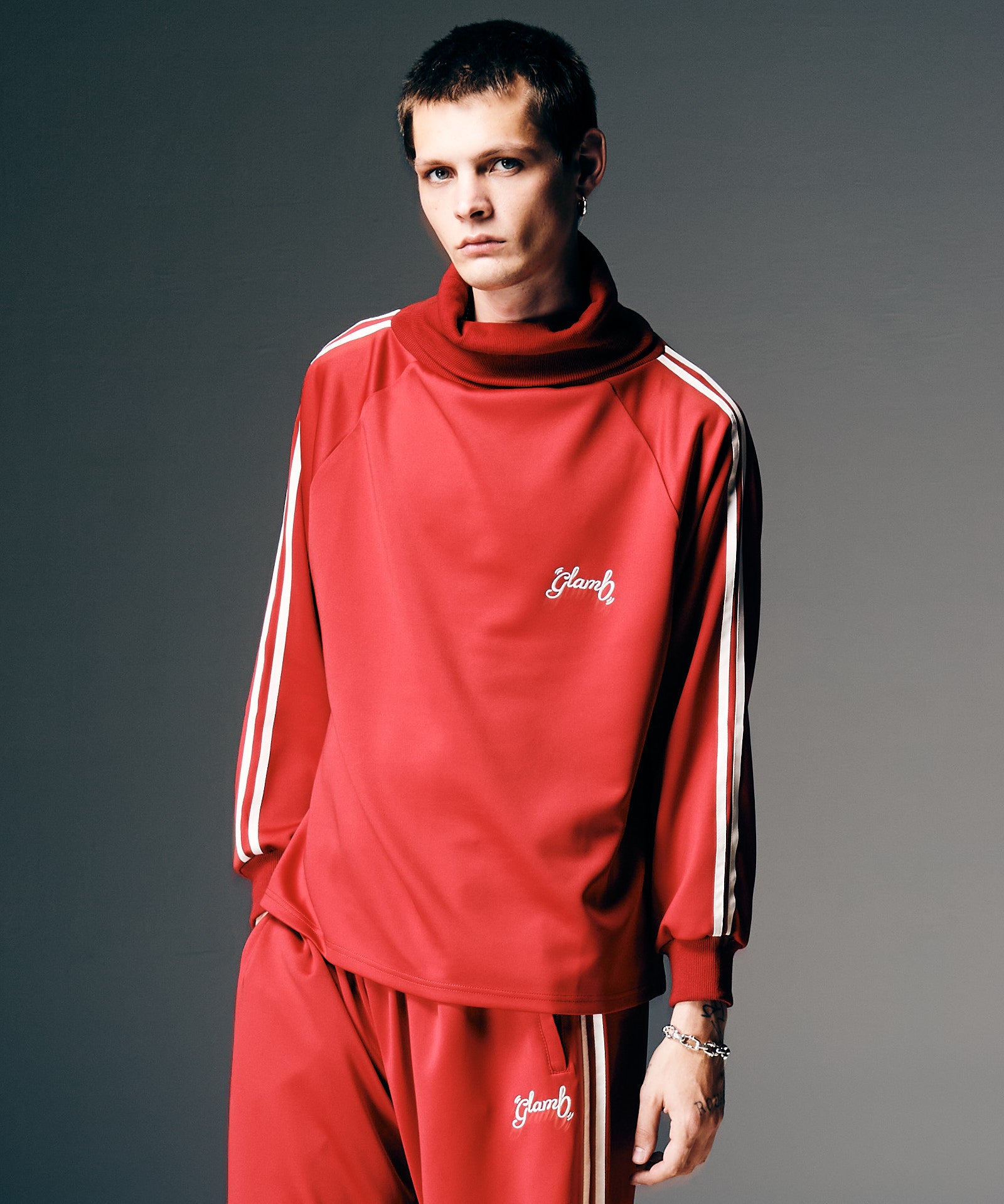 H:187 / C:92 / W:74 / H:91 着用サイズ:L