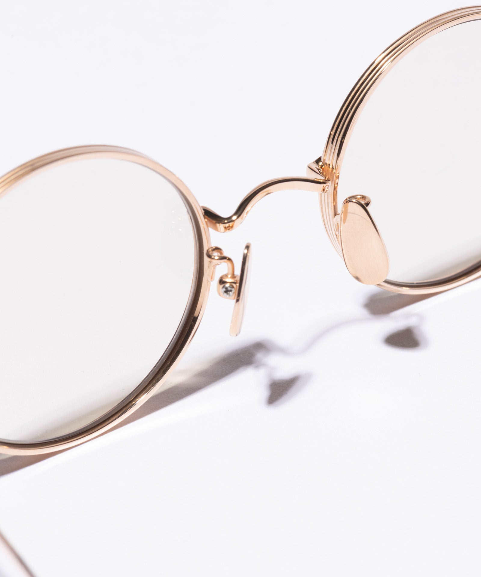 GB0226/AC09 : Timeless Teashade Sunglasses / Timeless Teashade
