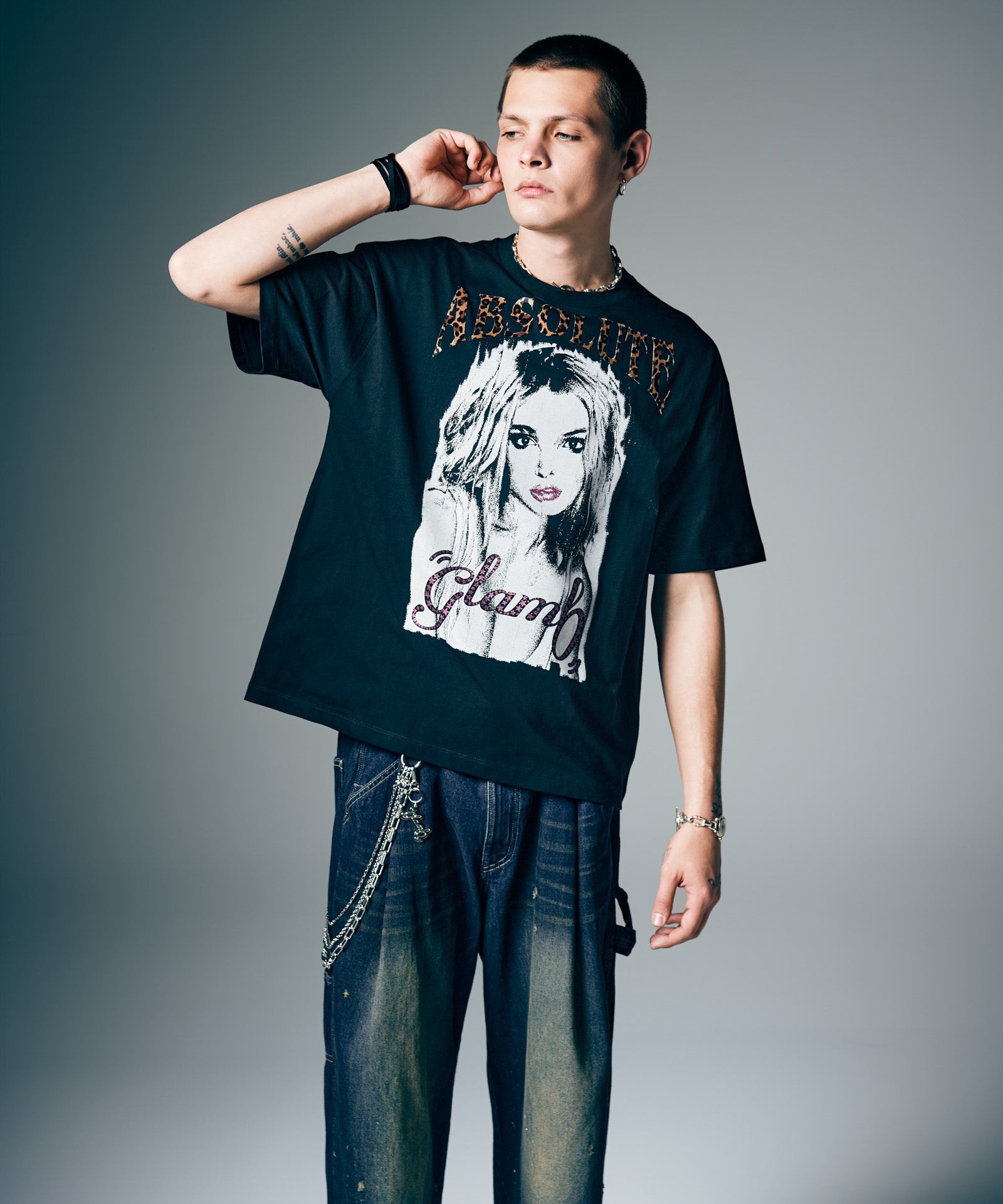 H:187 / C:92 / W:74 / H:91 着用サイズ:L