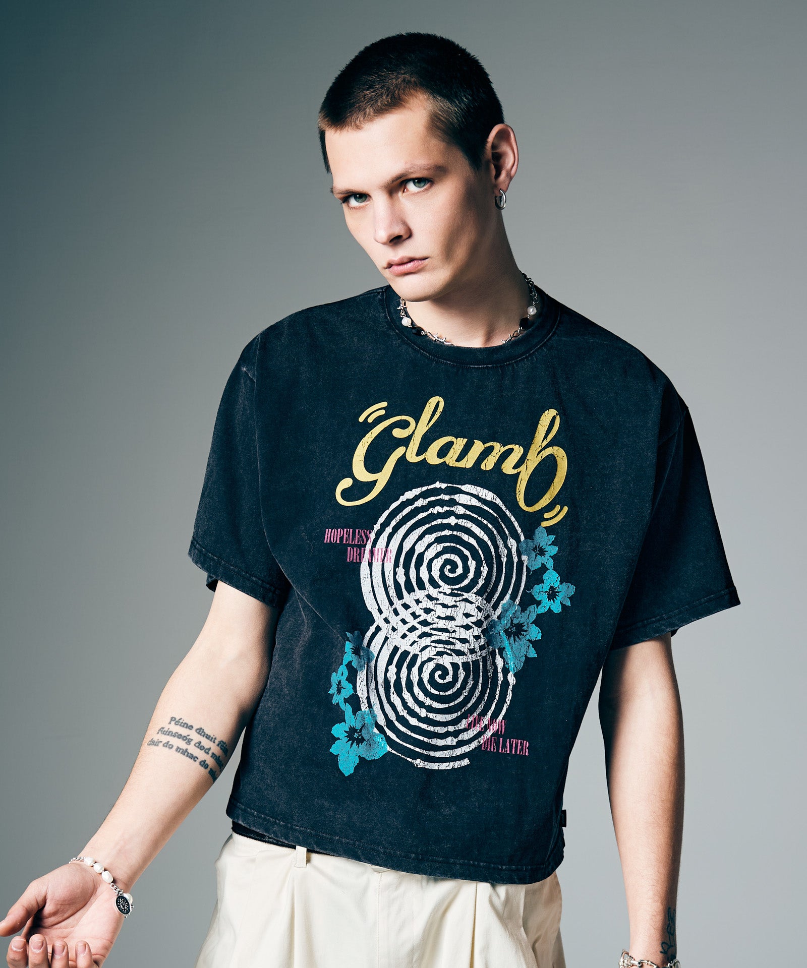 GB0226/CS04 : Spiral Flower T-Shirt / スパイラルフラワーTシャツ