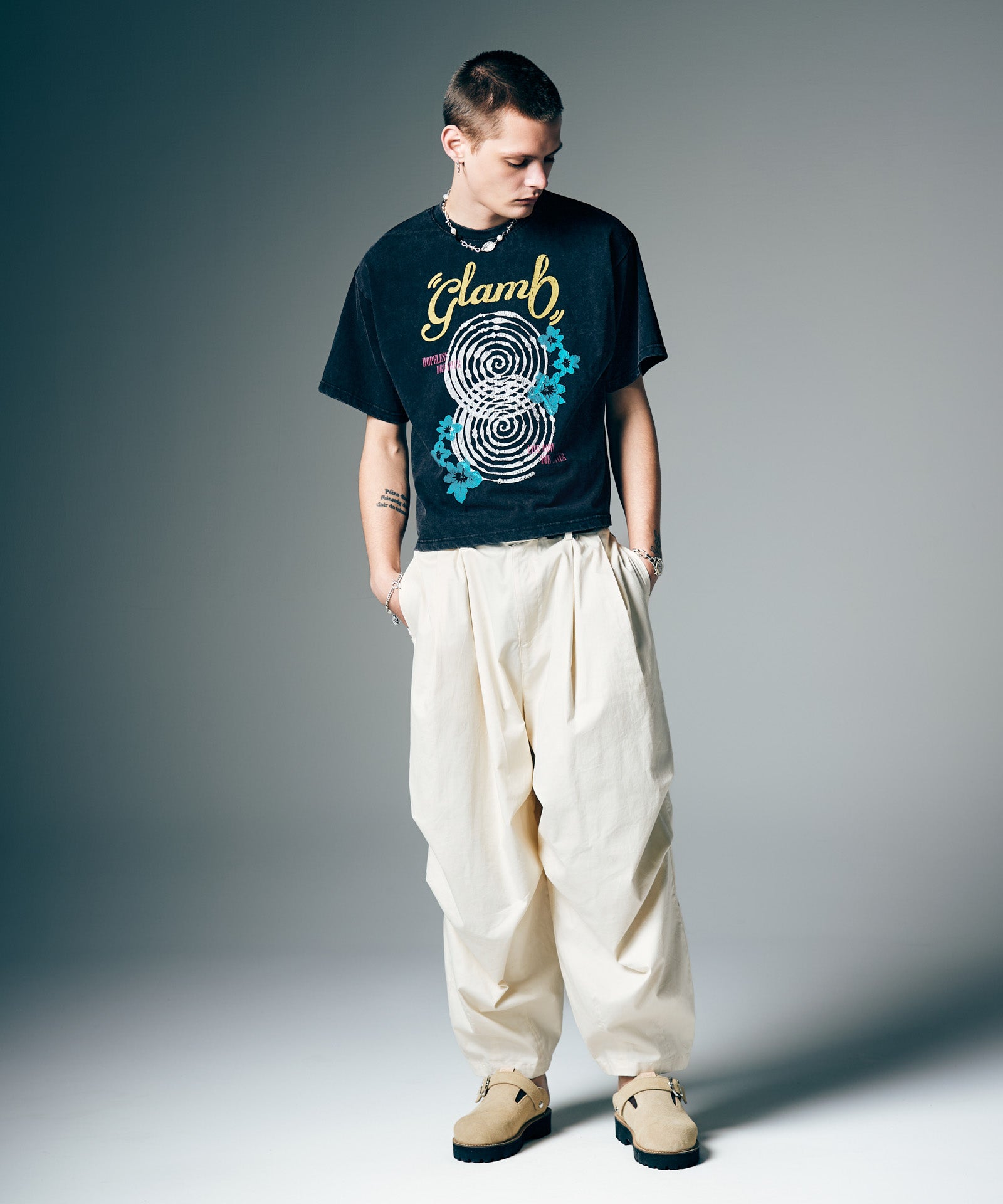 H:187 / C:92 / W:74 / H:91 着用サイズ:M