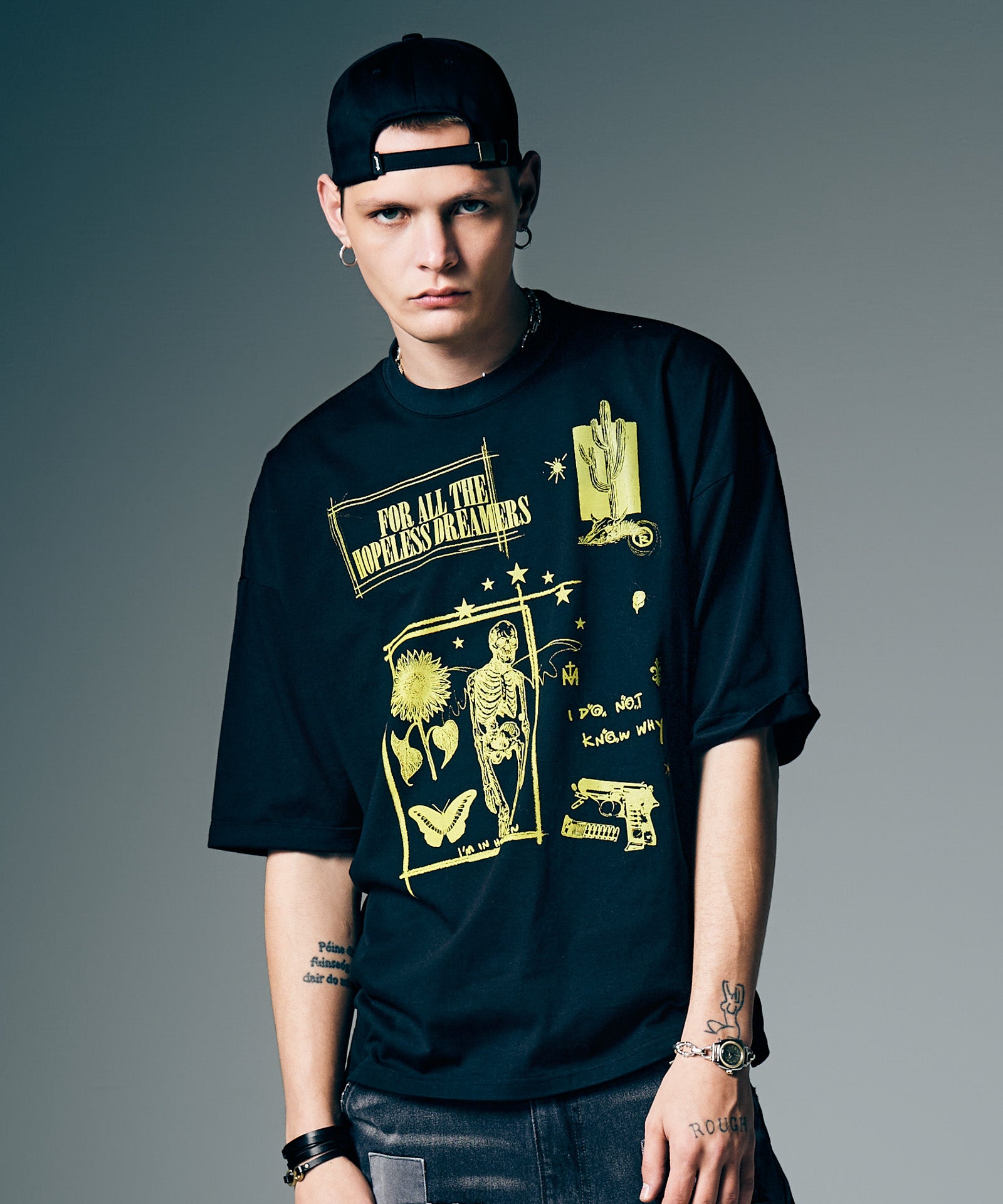 レア★GILFY-ギルフィー★ROCK Tシャツ★新品 MAISON Maison de Queen×GALFY×GEKIROCK CLOTHINGコラボ・Tシャツ-Blue
