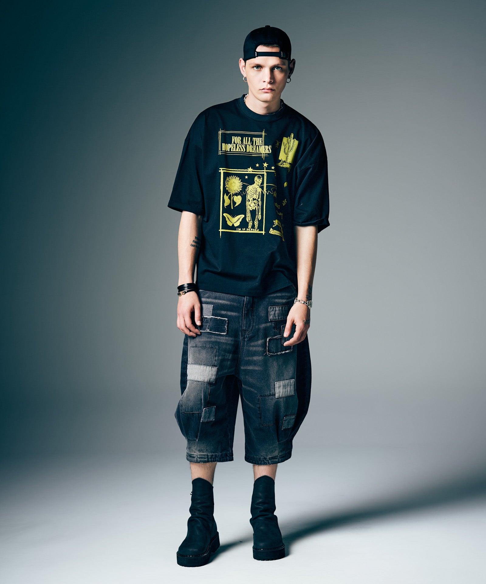 H:187 / C:92 / W:74 / H:91 着用サイズ:L