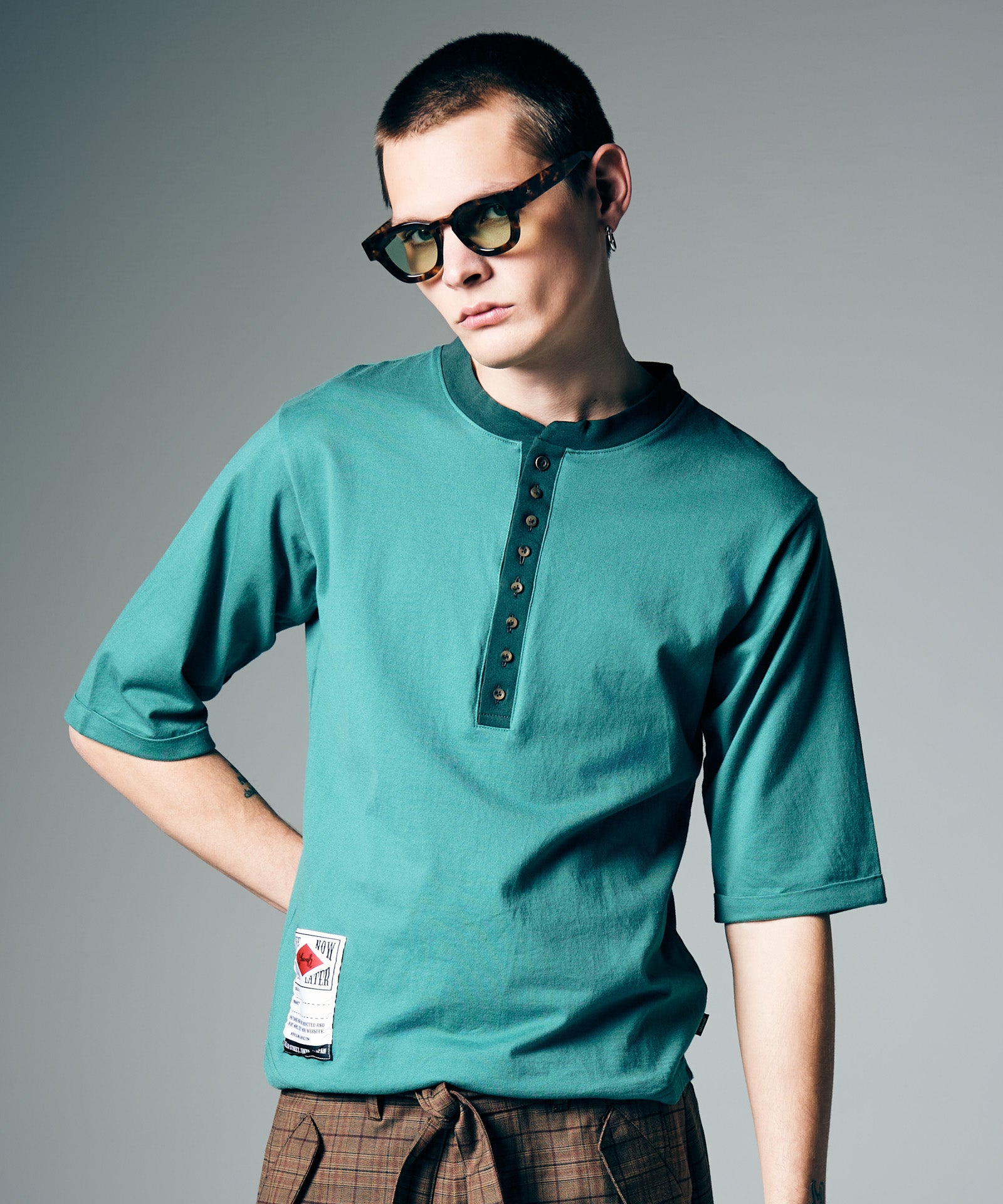 H:187 / C:92 / W:74 / H:91 着用サイズ:L