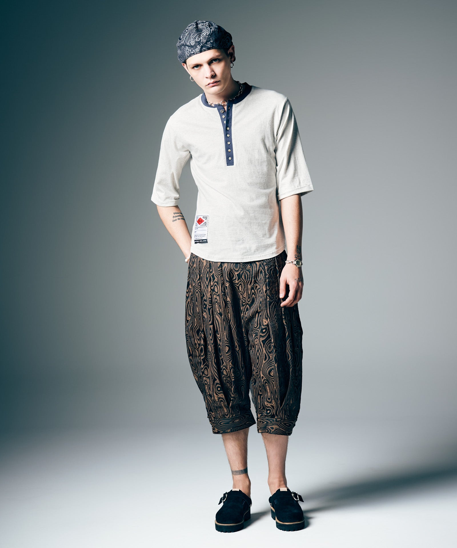 H:187 / C:92 / W:74 / H:91 着用サイズ:M