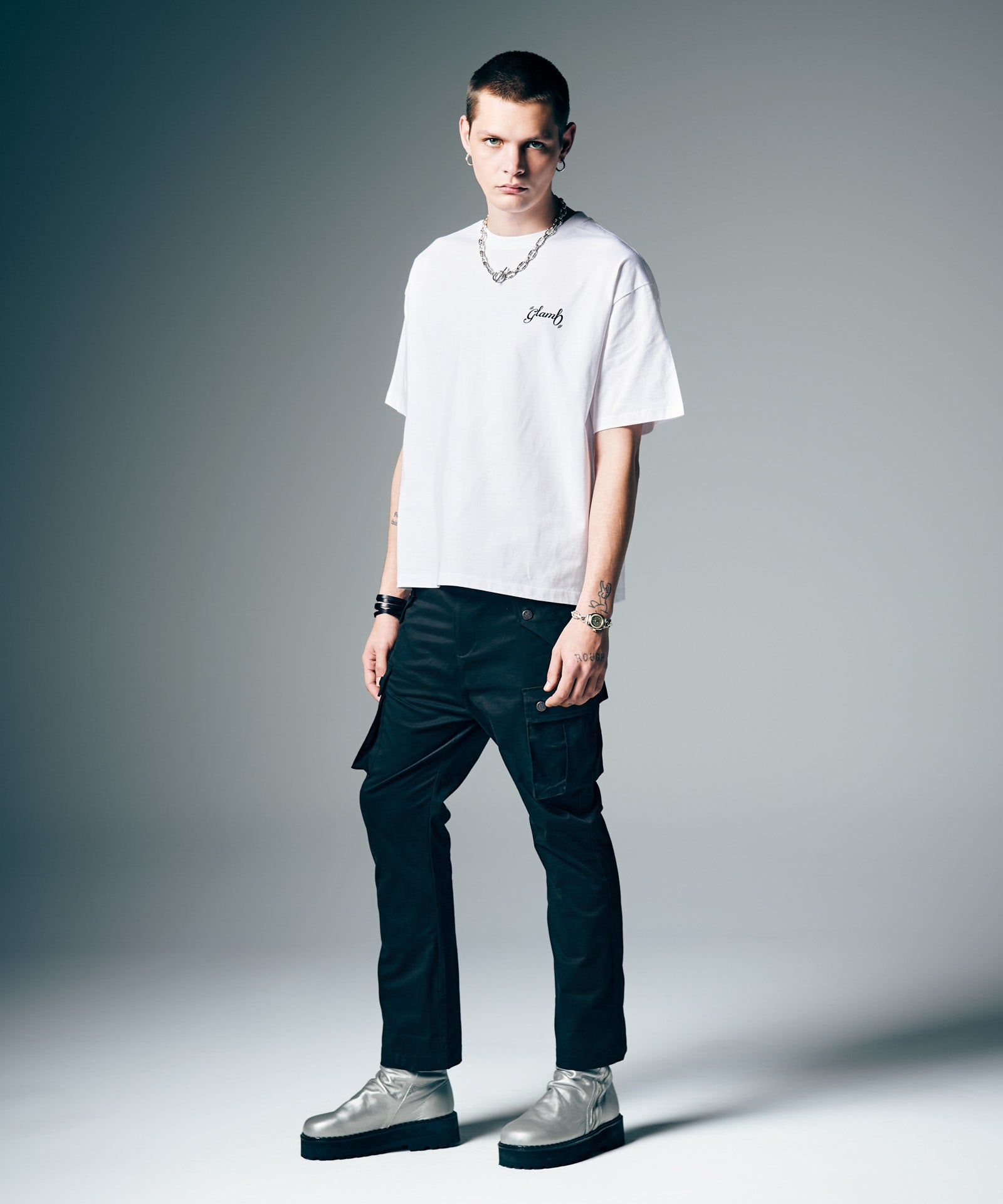 H:187 / C:92 / W:74 / H:91 着用サイズ:M