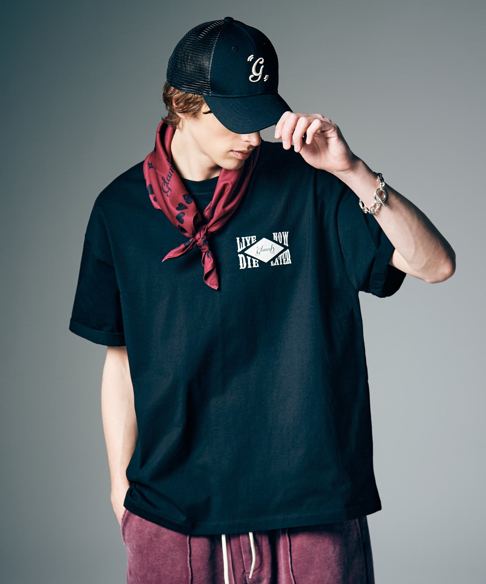 H:186 / C:89 / W:71 / H:92 着用サイズ:L