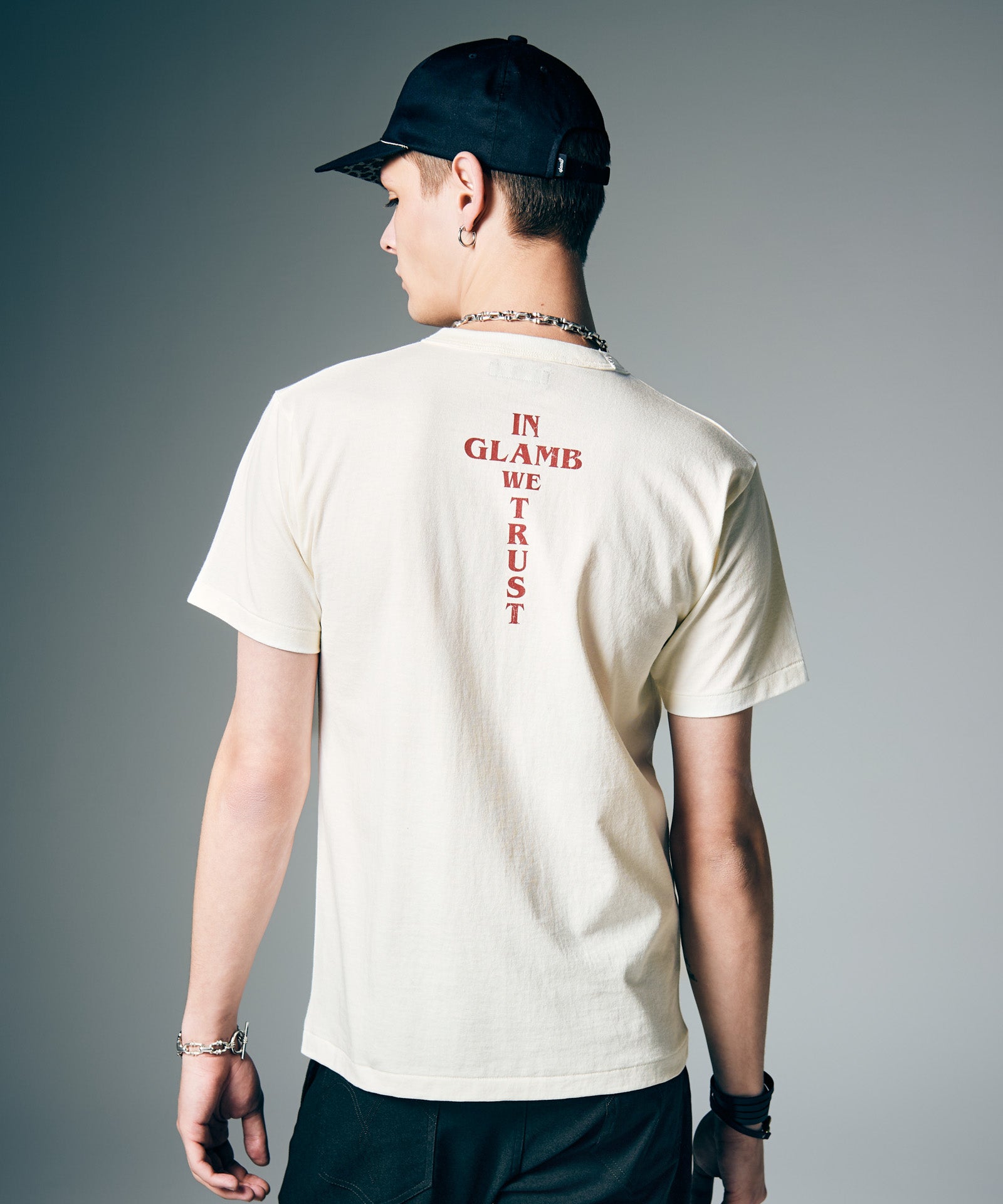 H:187 / C:92 / W:74 / H:91 着用サイズ:M