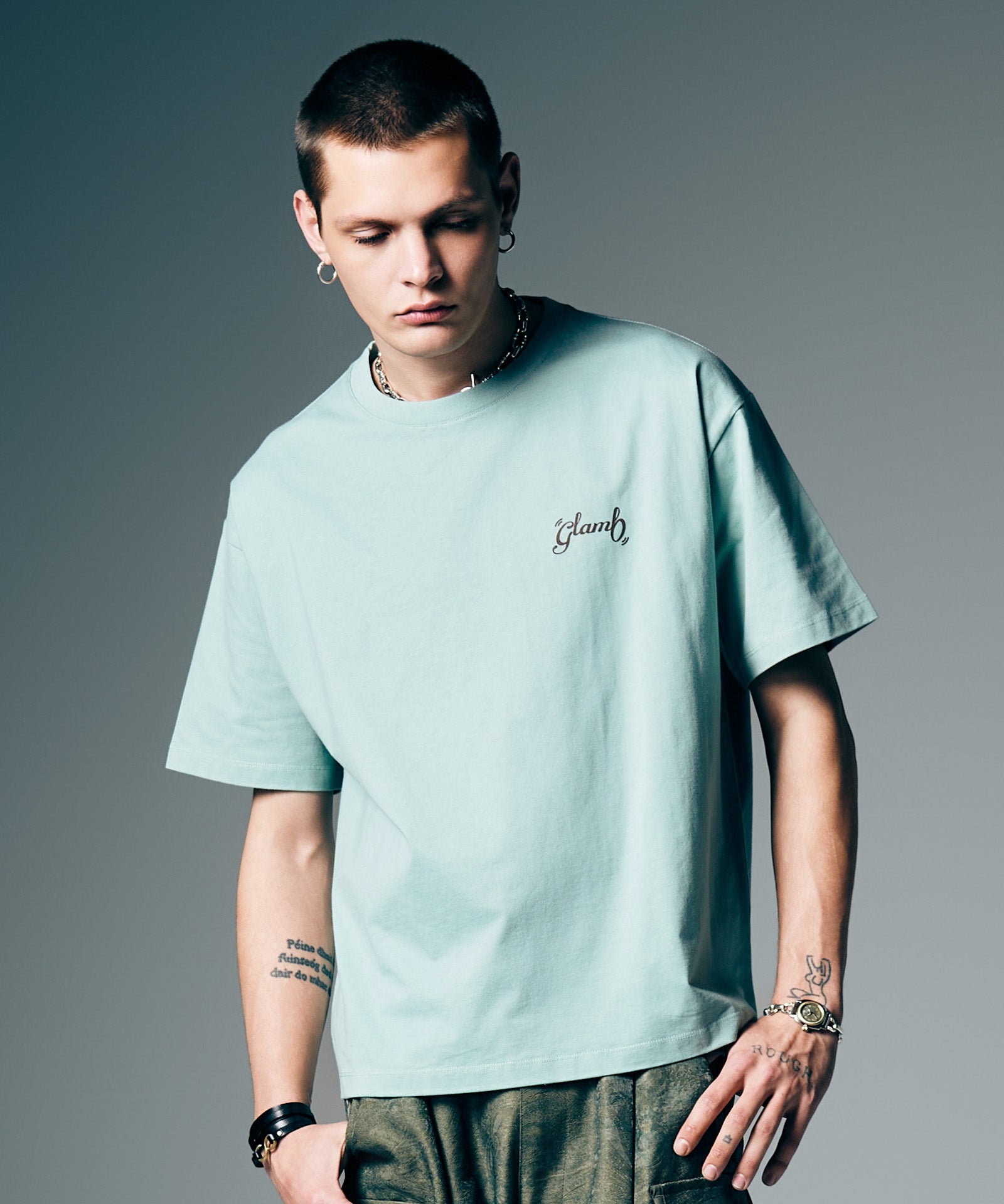 H:187 / C:92 / W:74 / H:91 着用サイズ:L