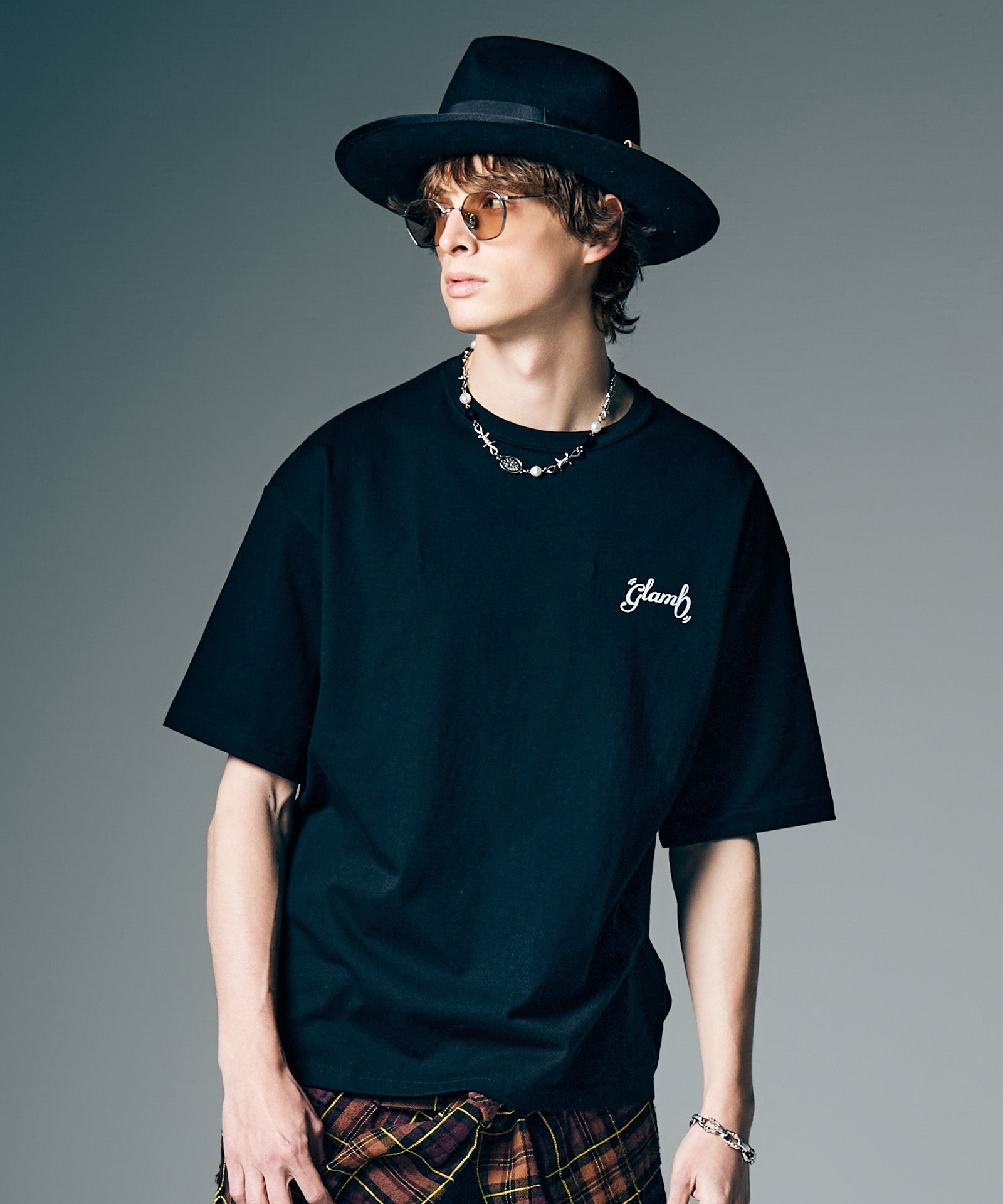 GB0226/CS19 : Flower Graffiti T-Shirt / フラワーグラフィティT