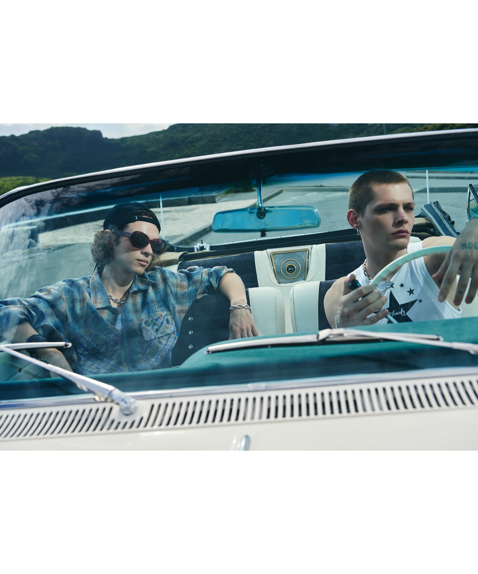 H:187 / C:92 / W:74 / H:91 着用サイズ:M