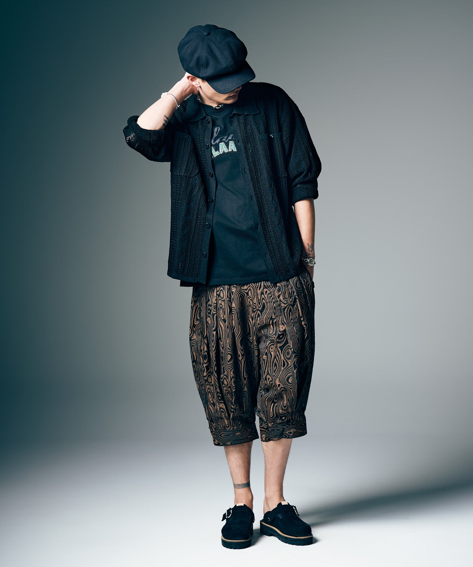 H:187 / C:92 / W:74 / H:91 着用サイズ:L