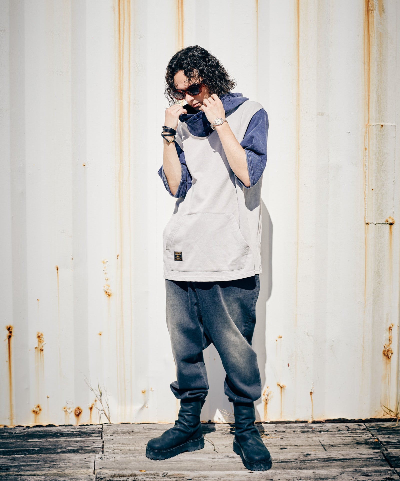 GB0226/CS23 : Aged Pile Hoodie / エイジドパイルフーディ | glamb