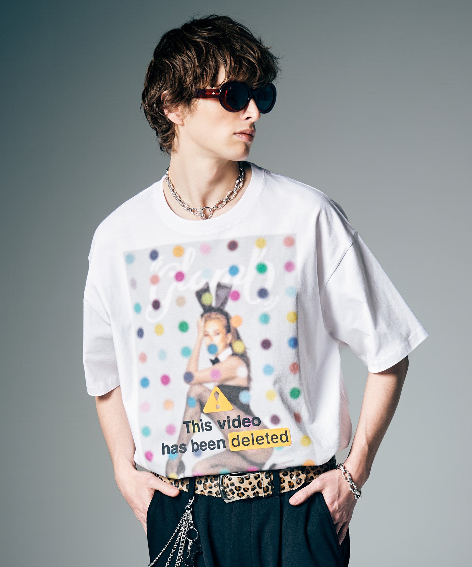 GB0226/CS24 : Bunny Girl T-Shirt / バニーガールTシャツ | glamb