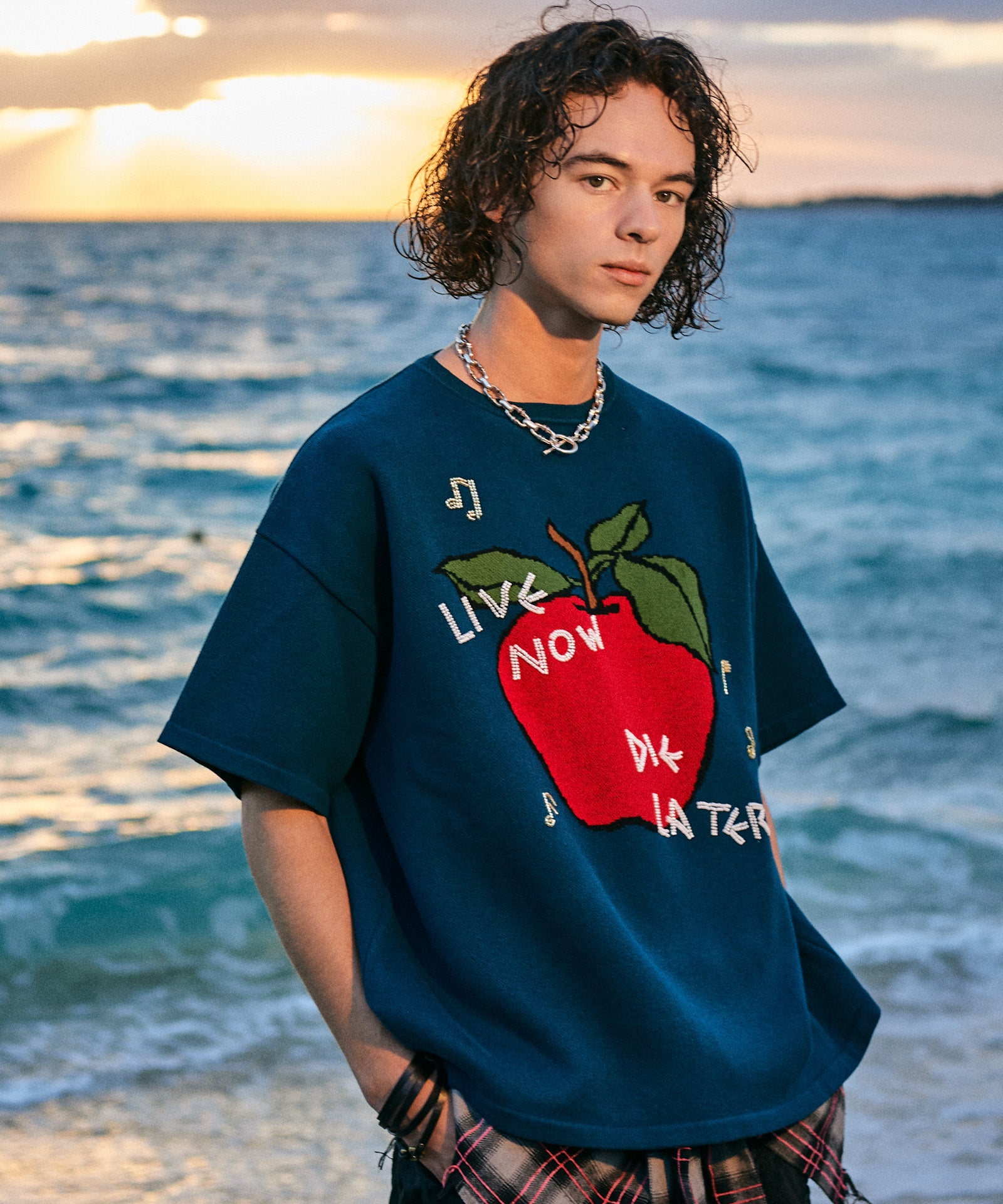 GB0226/KNT01 : Beads Apple Knit / ビーズアップルニット | glamb