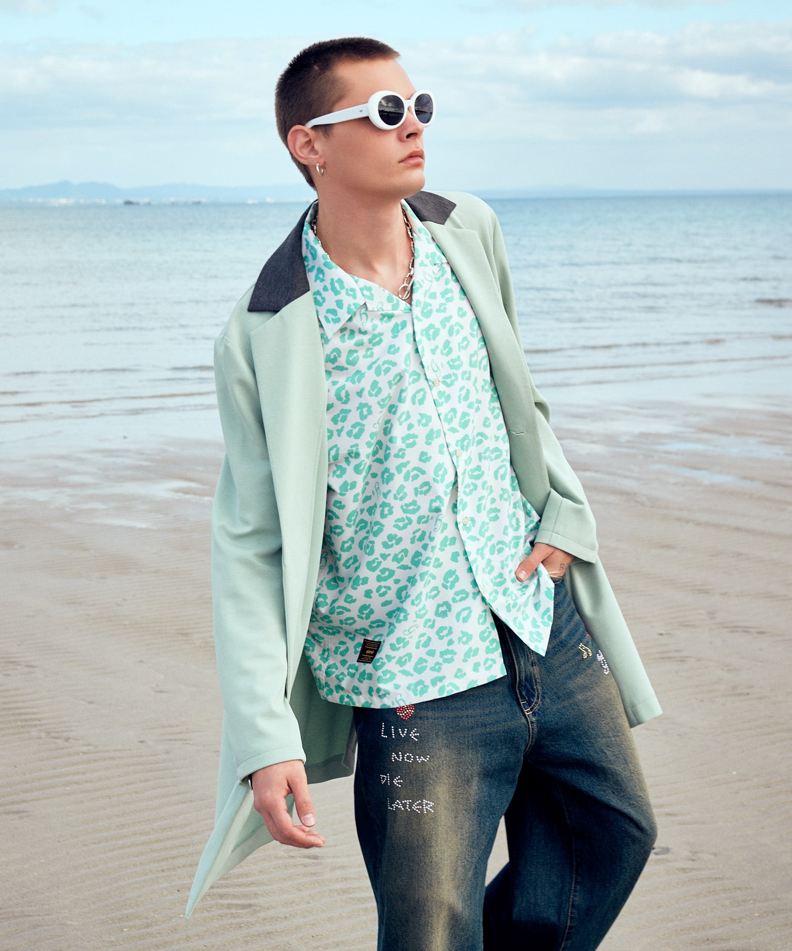 H:187 / C:92 / W:74 / H:91 着用サイズ:M