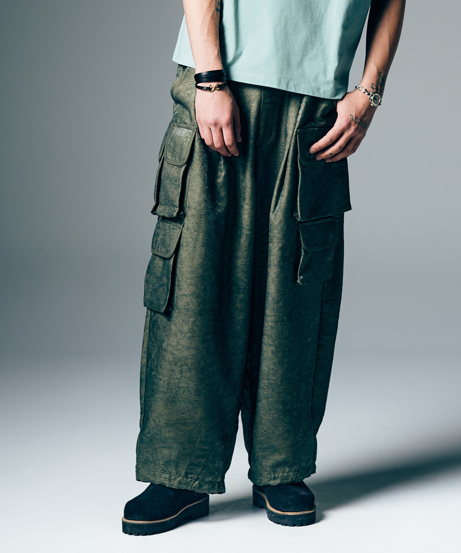 GB0226/P05 : Paisley Cargo Pants / ペイズリーカーゴパンツ | glamb