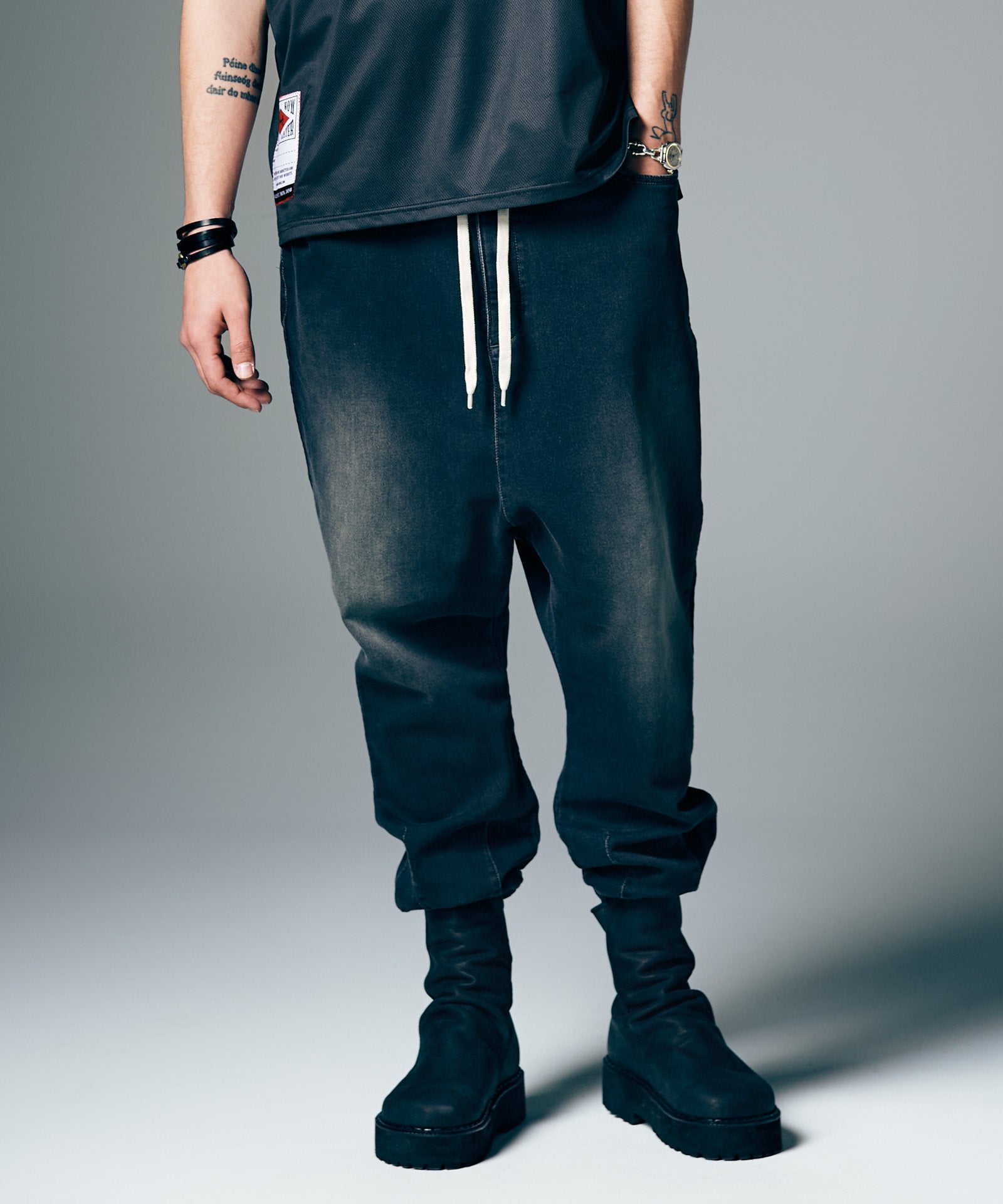 GB0226/P07 : Knit Denim Pants / ニットデニムパンツ | glamb Online