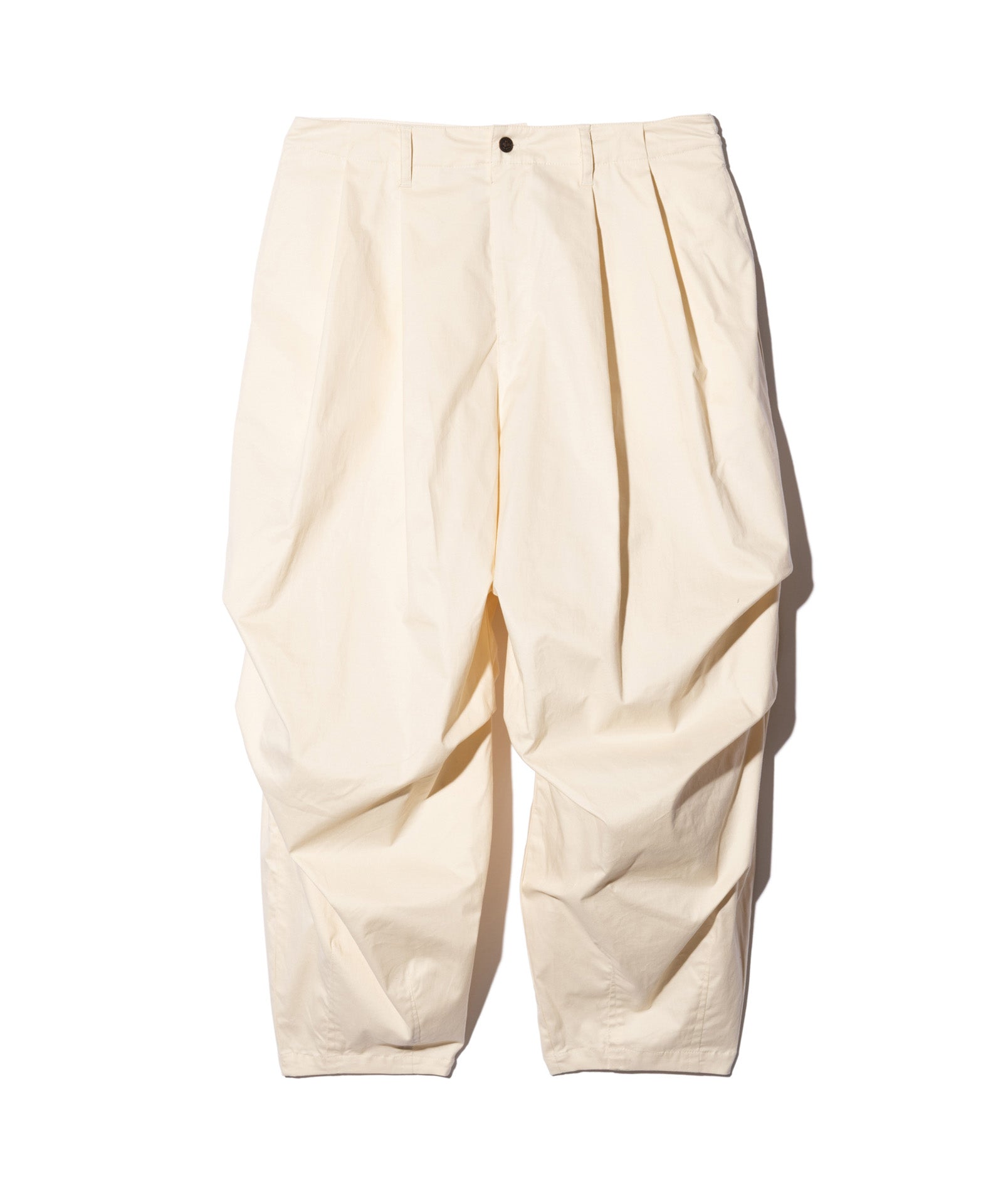 GB0226/P10 : Knee Tuck Color Pants / ニータックカラーパンツ