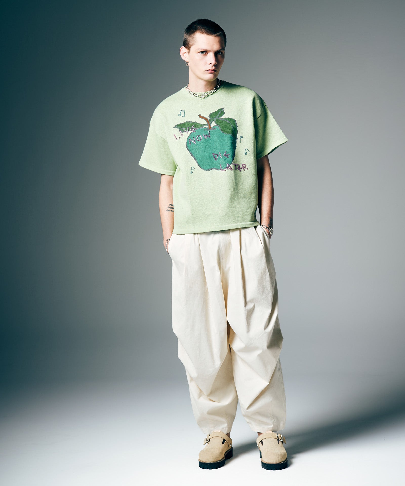 GB0226/P10 : Knee Tuck Color Pants / ニータックカラーパンツ