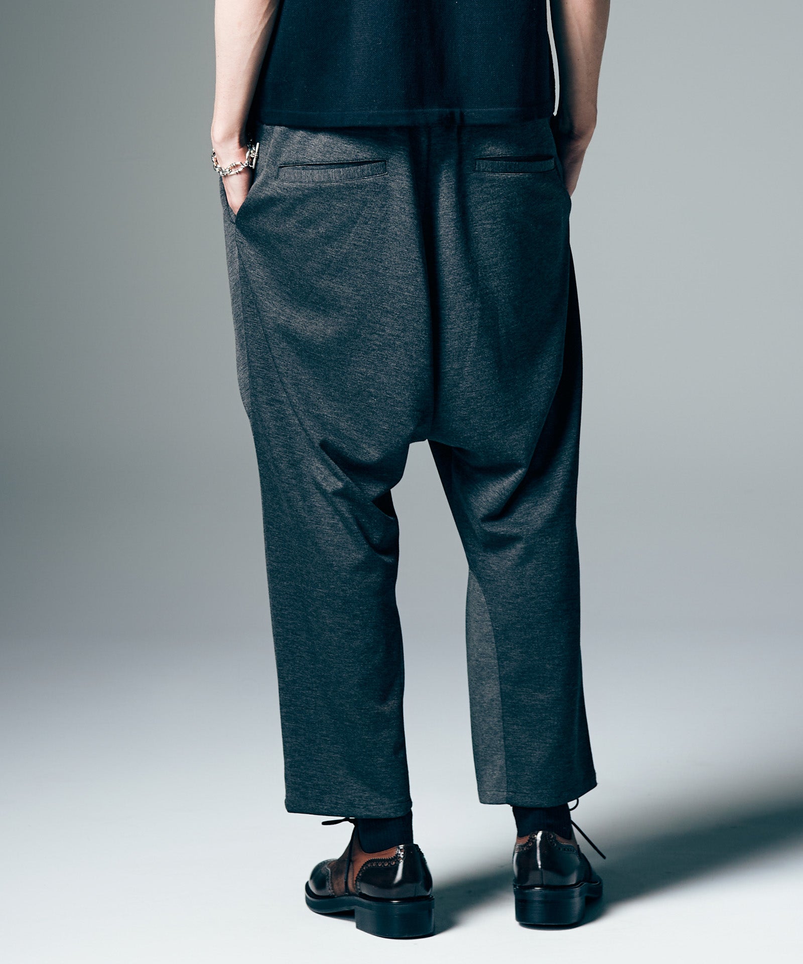 GB0226/P11 : Waist Tuck Cropped Pants / ウエストタッククロップド