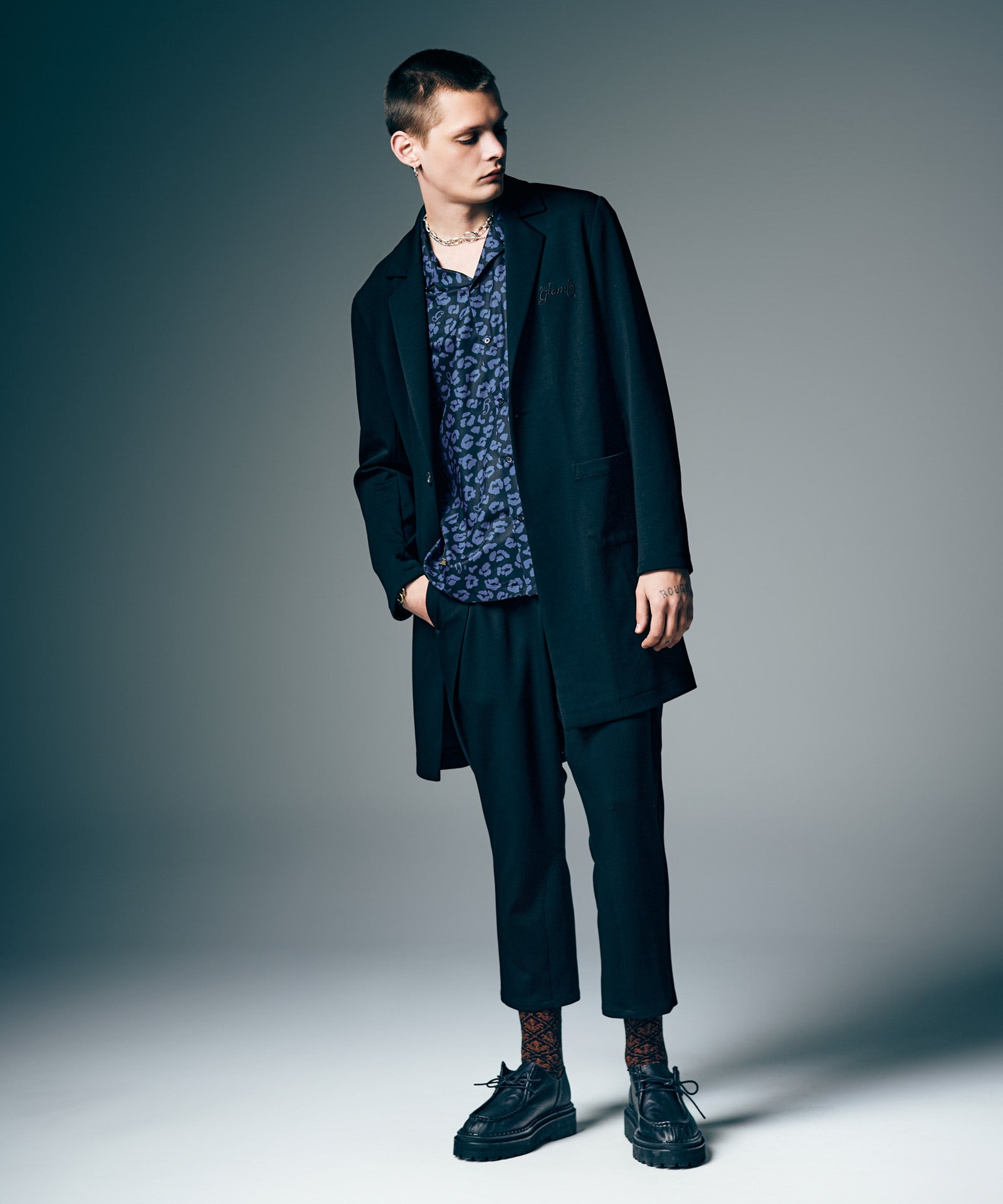glamb イージークロップドヘムタックパンツ Easy Wide Cropped Pants / イージーワイドクロップドパンツ glamb
