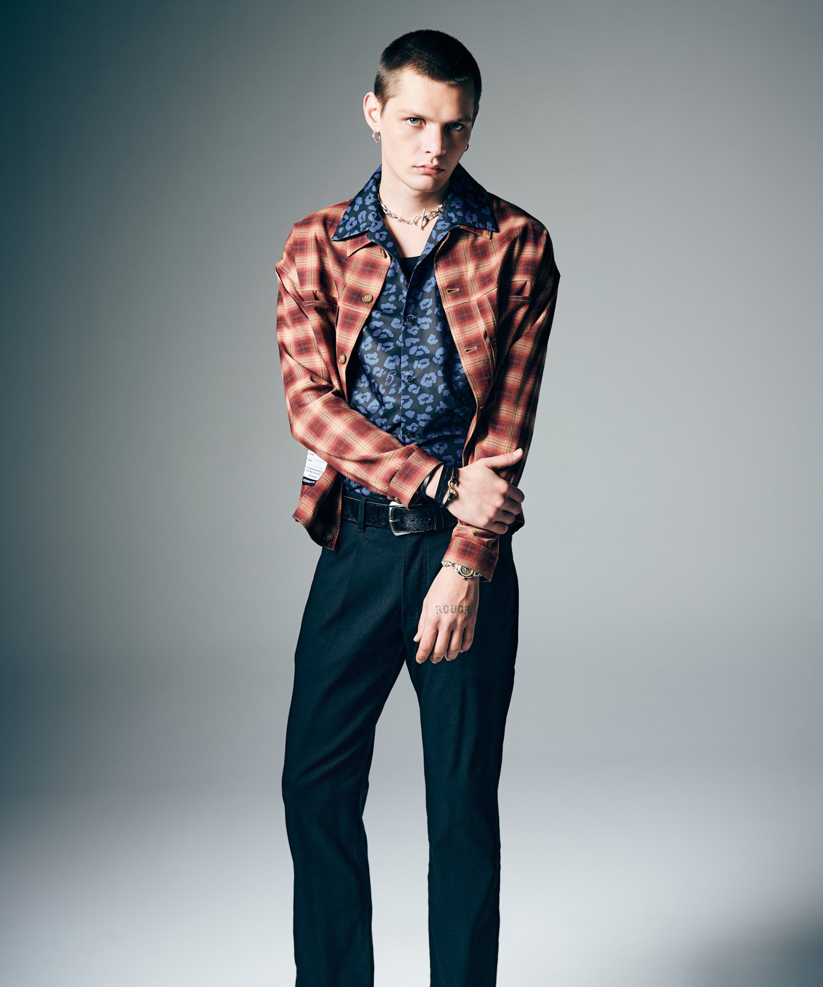 H:187 / C:92 / W:74 / H:91 着用サイズ:M