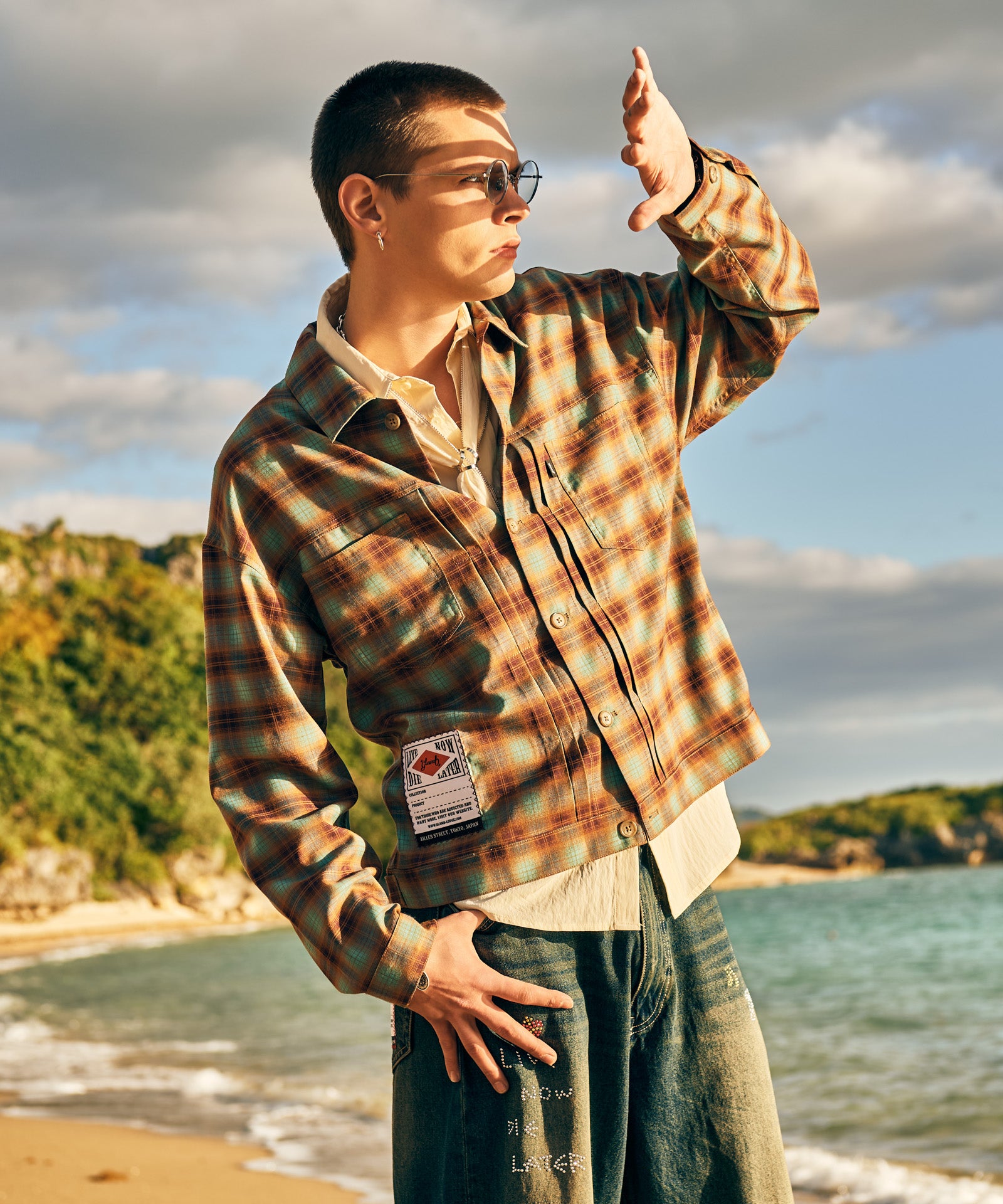 H:187 / C:92 / W:74 / H:91 着用サイズ:L