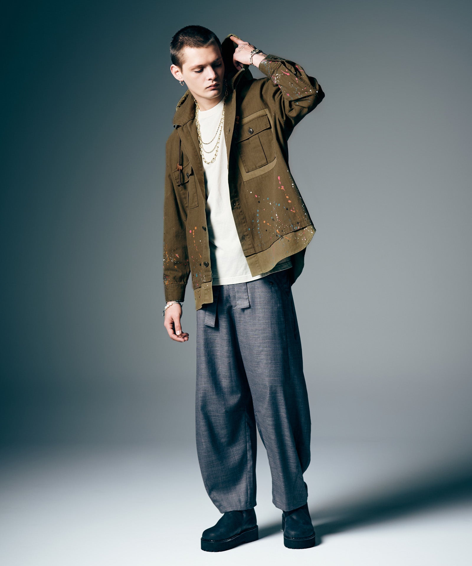 H:187 / C:92 / W:74 / H:91 着用サイズ:L