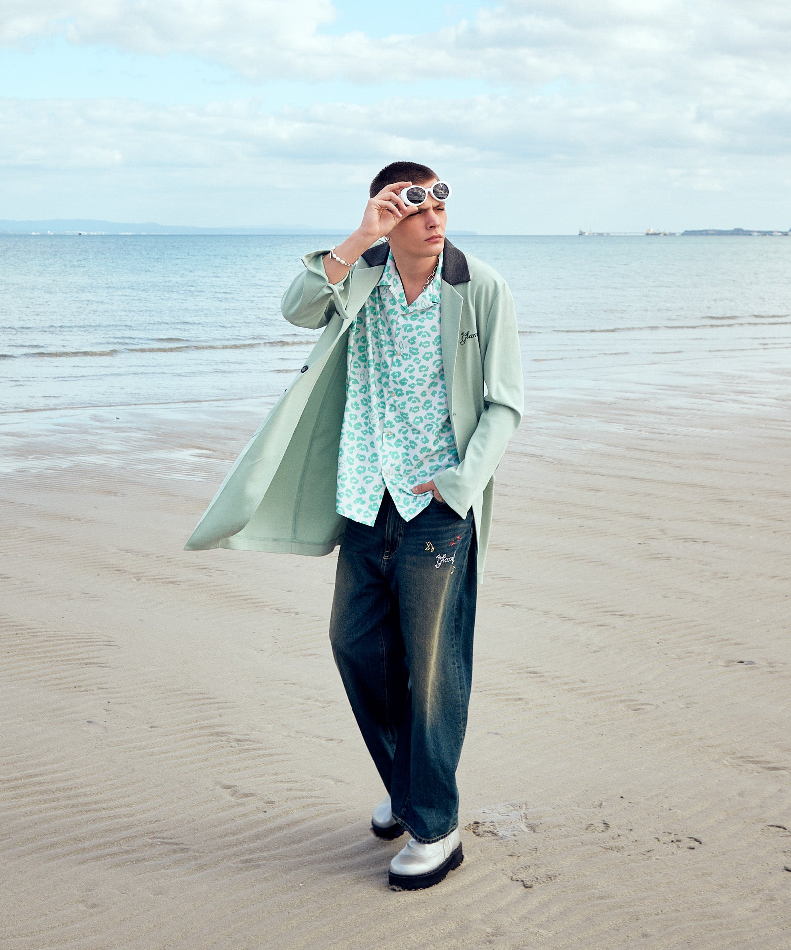 H:187 / C:92 / W:74 / H:91 着用サイズ:L