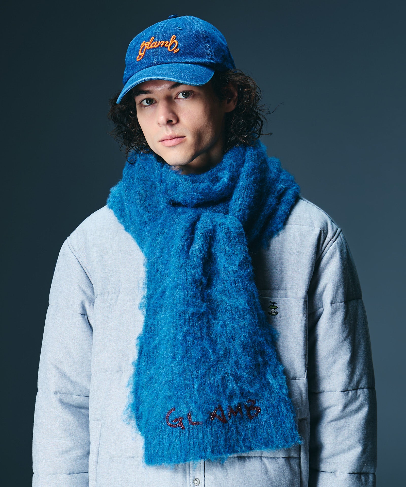 GB0326/AC09 : Beads Logo Muffler / ビーズロゴマフラー | glamb