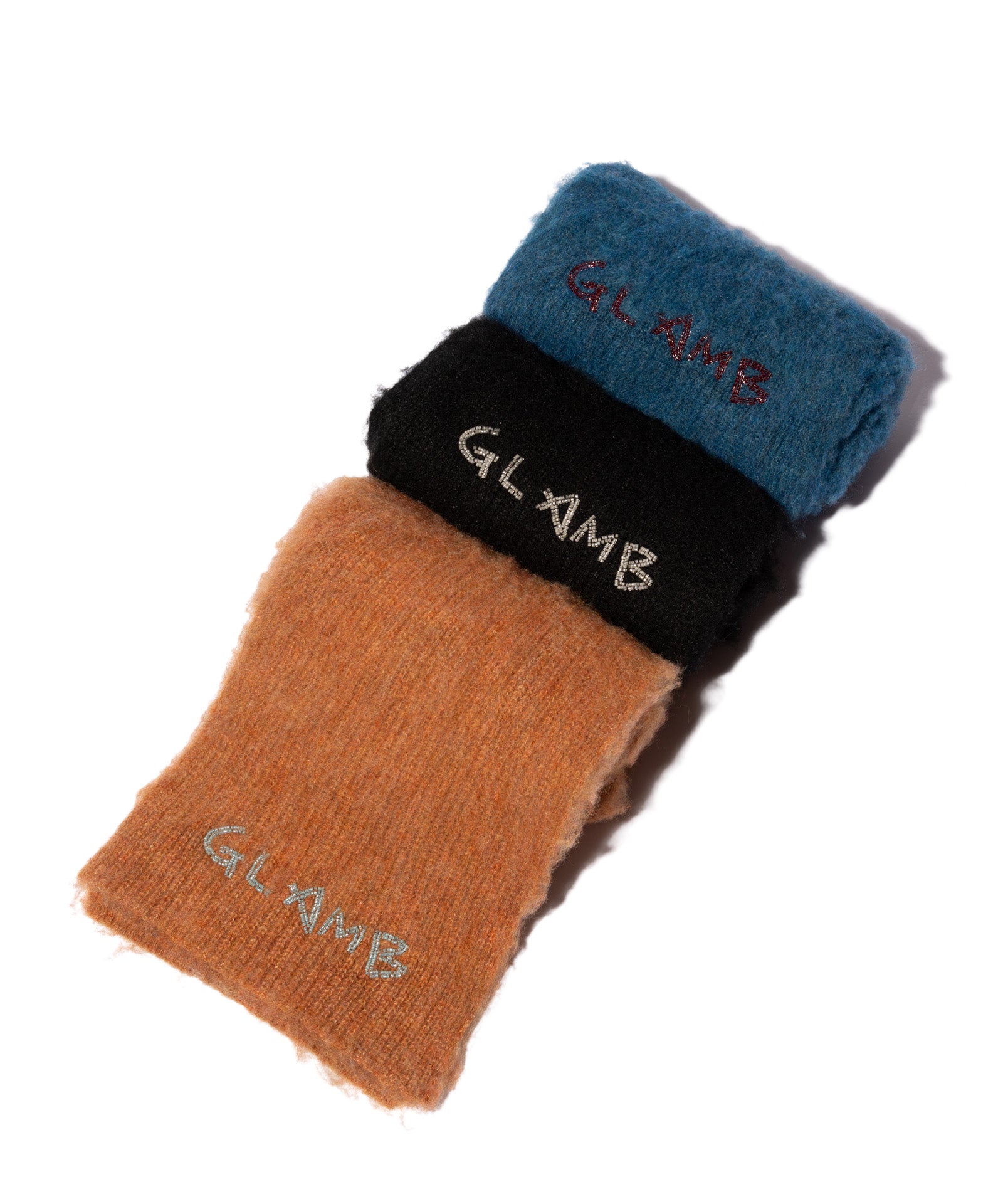 GB0326/AC09 : Beads Logo Muffler / ビーズロゴマフラー | glamb
