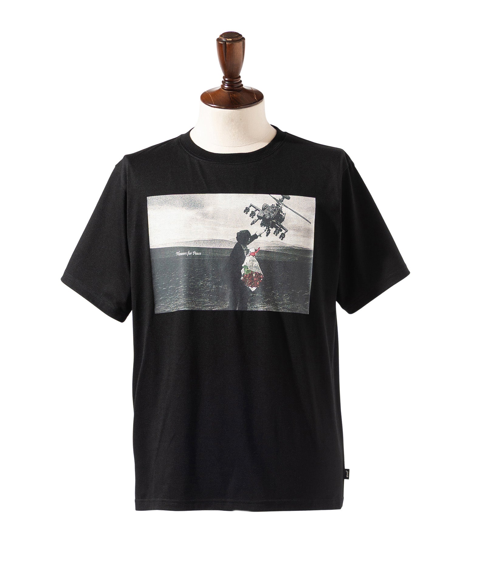 Chevon サイン入りTシャツetc Chevon サイン入りTシャツetc - メルカリ